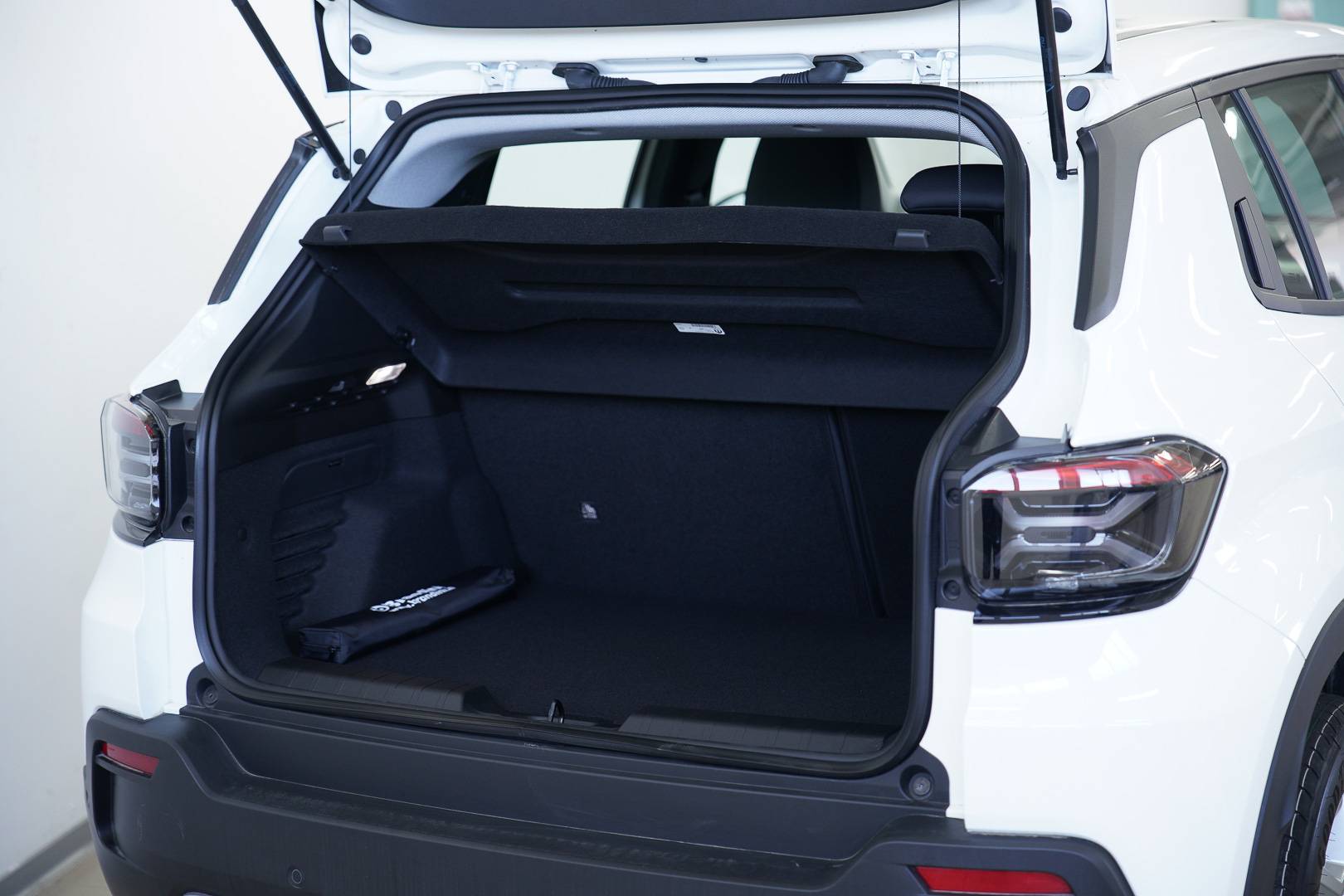 JEEP Avenger - Foto 9