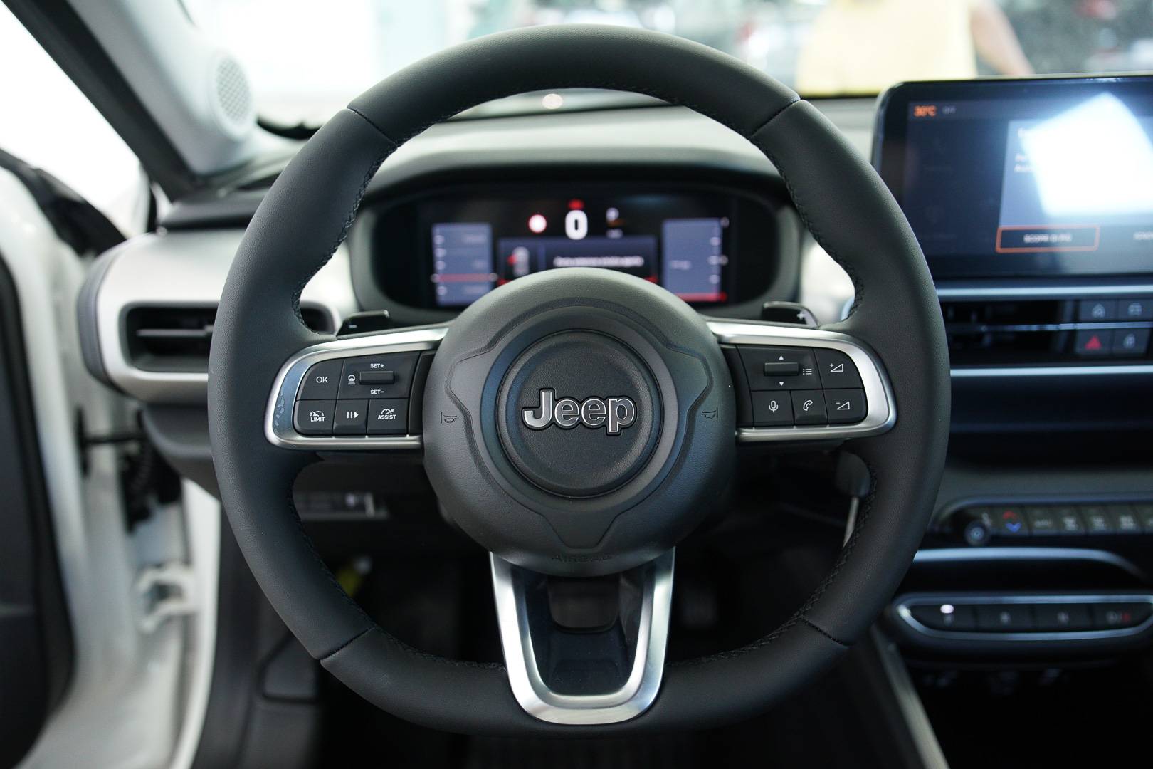 JEEP Avenger - Foto 11