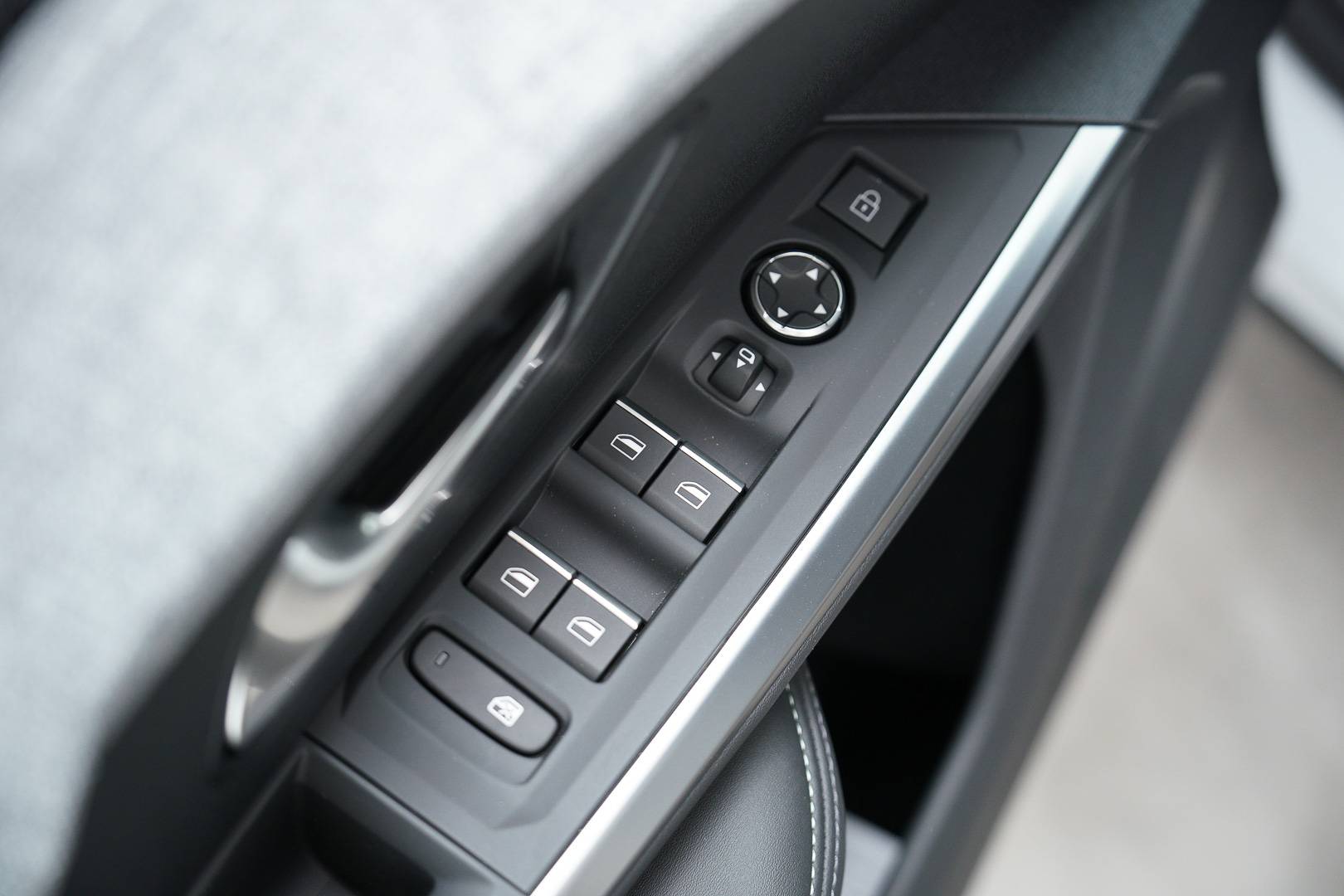 PEUGEOT 5008 - Foto 10