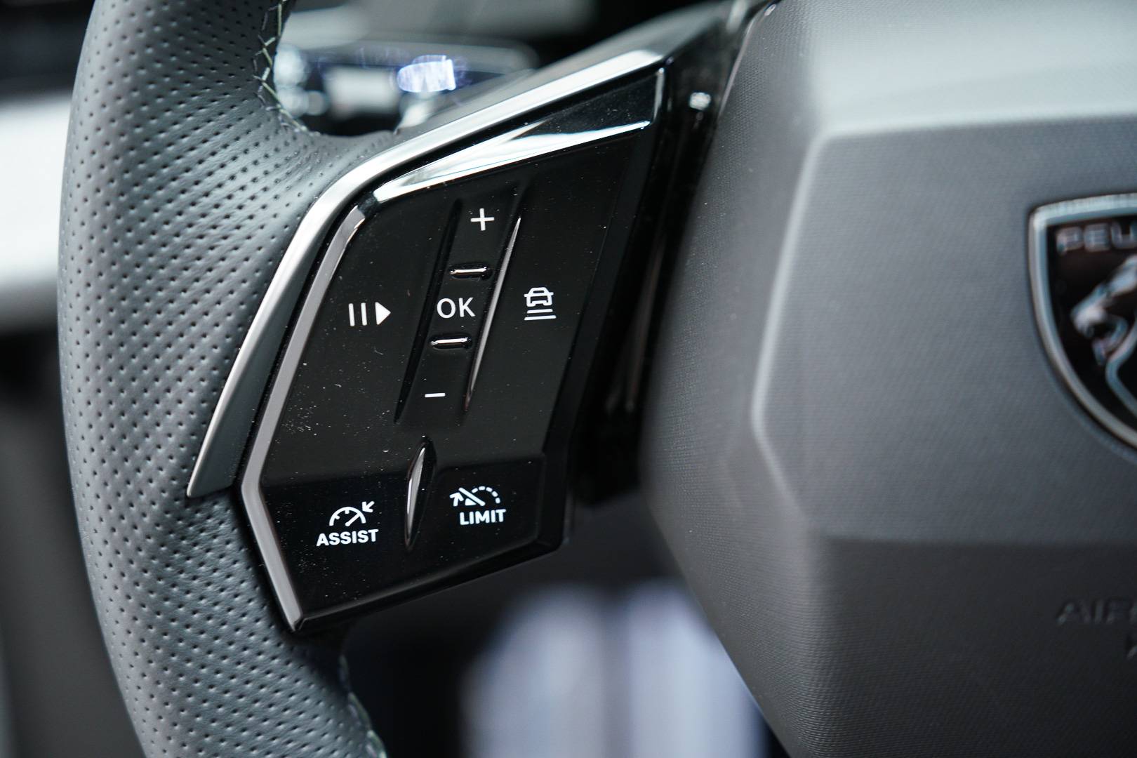 PEUGEOT 5008 - Foto 13