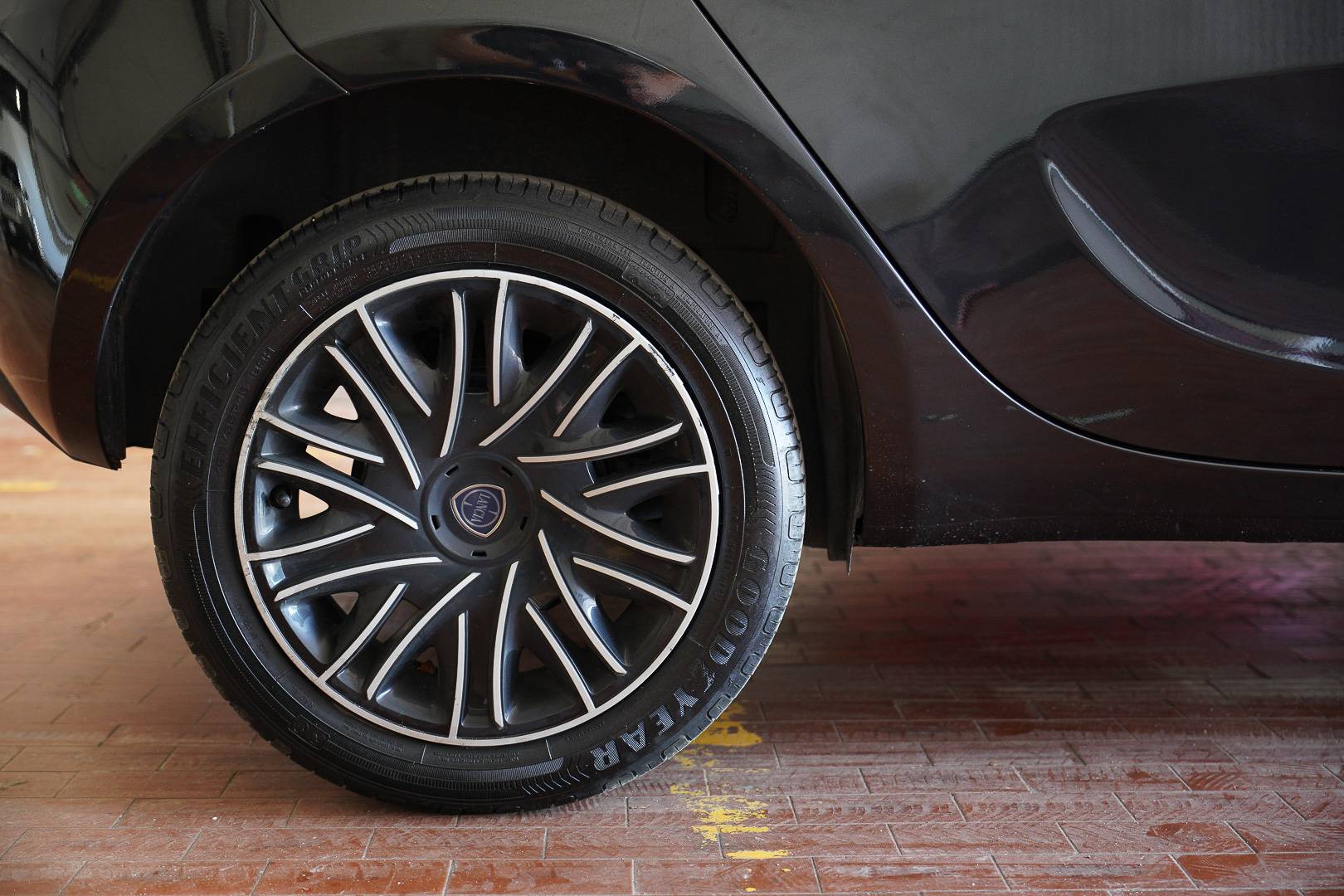 LANCIA Ypsilon - Foto 6
