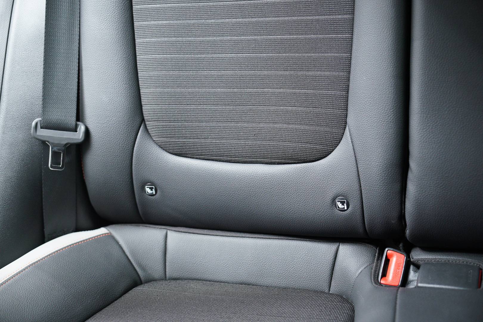 KIA Stonic - Foto 24