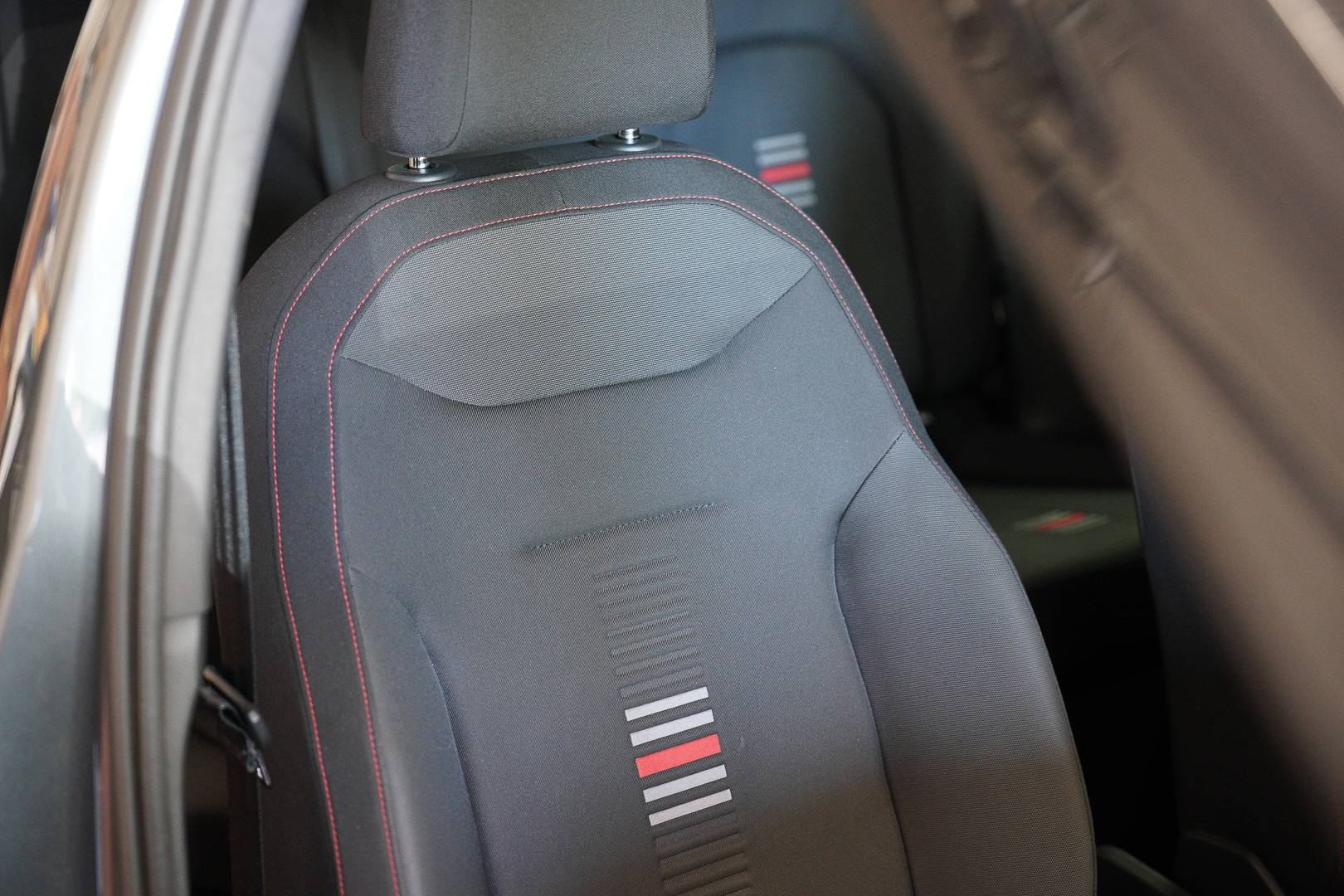 SEAT Arona - Foto 21
