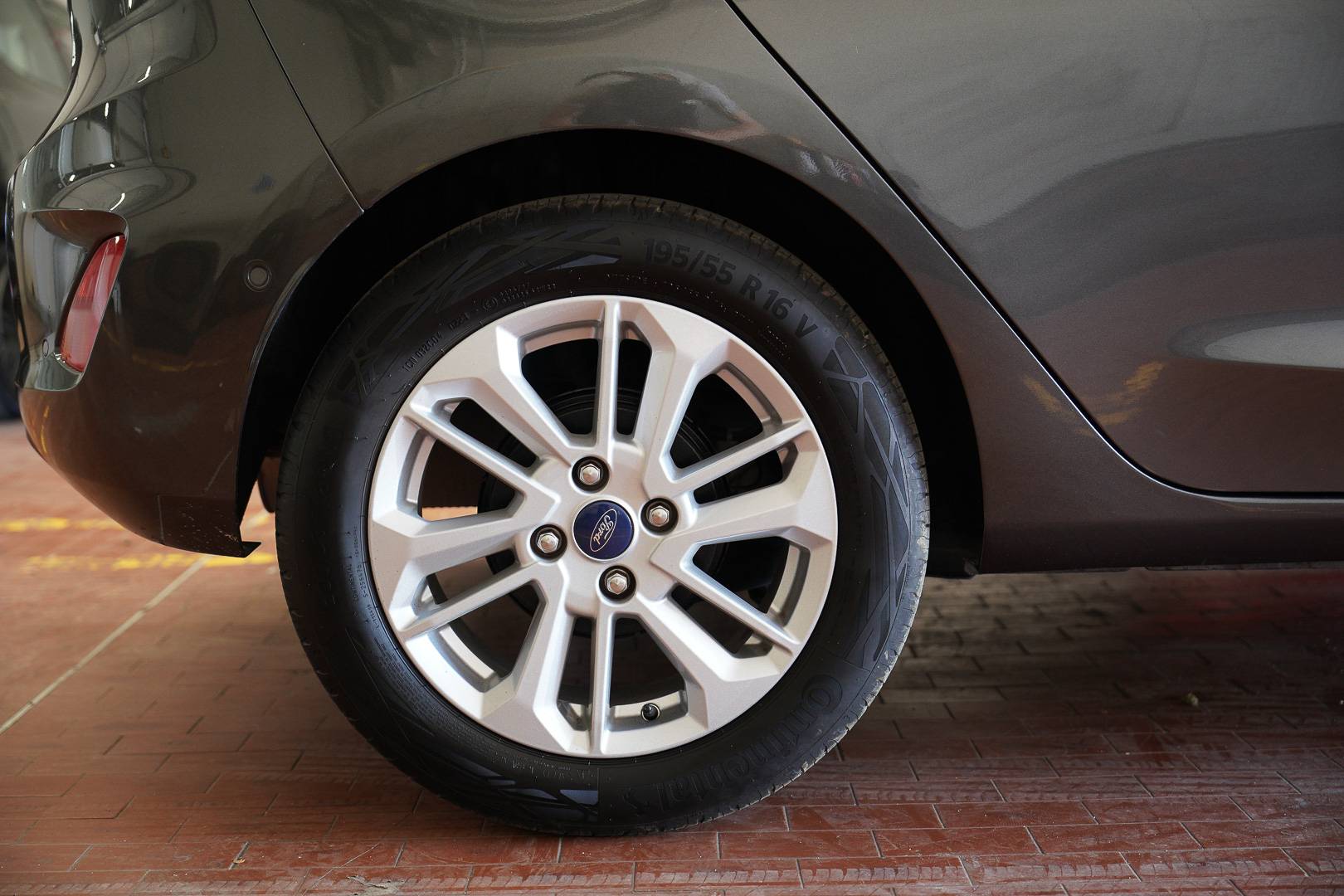 FORD Fiesta - Foto 6