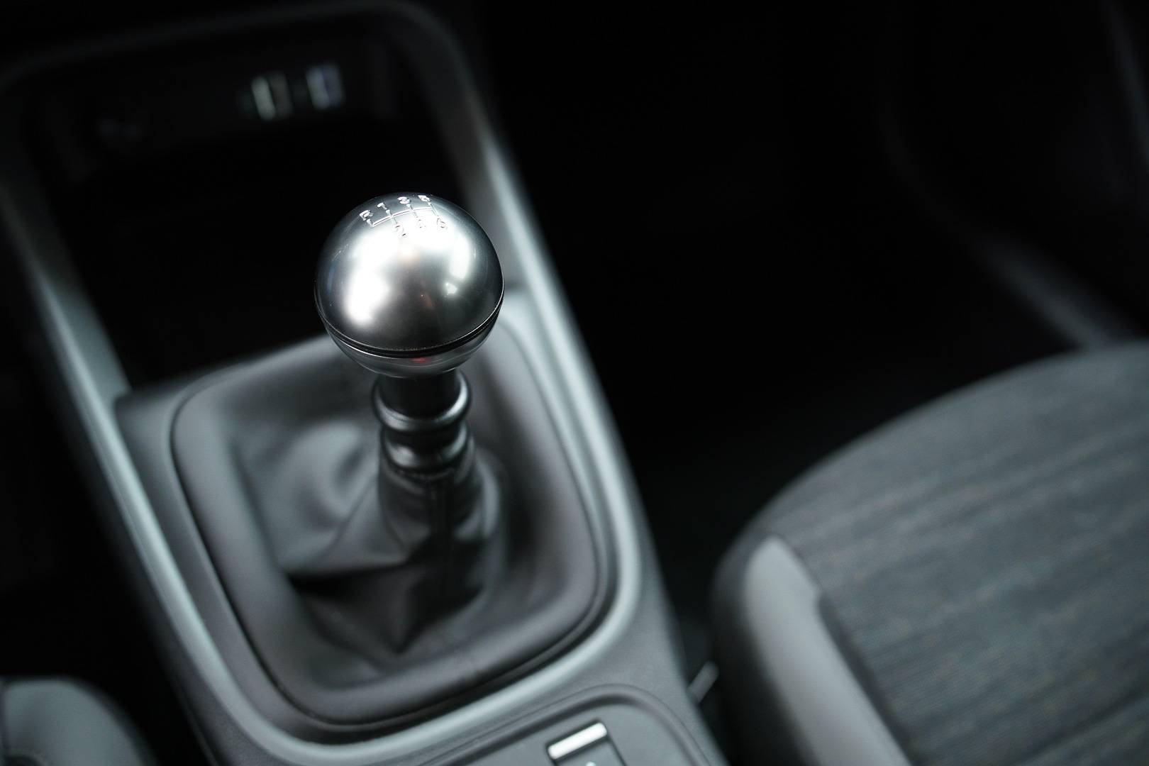 JEEP Avenger - Foto 19