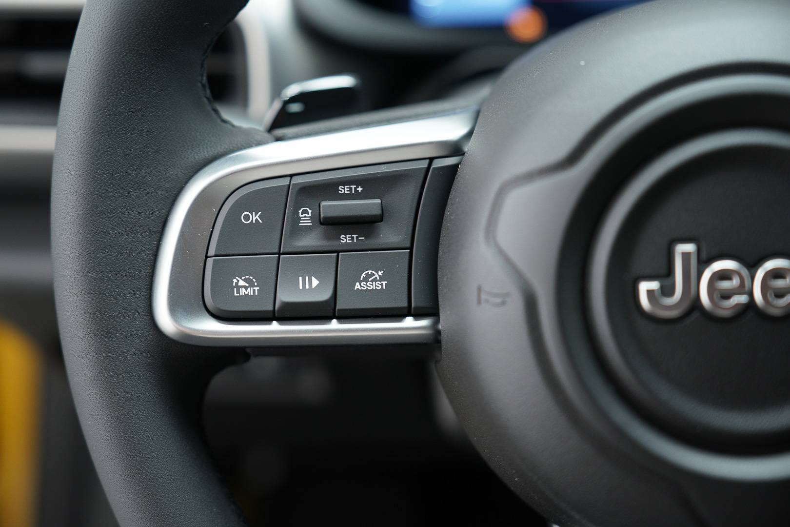 JEEP Avenger - Foto 12