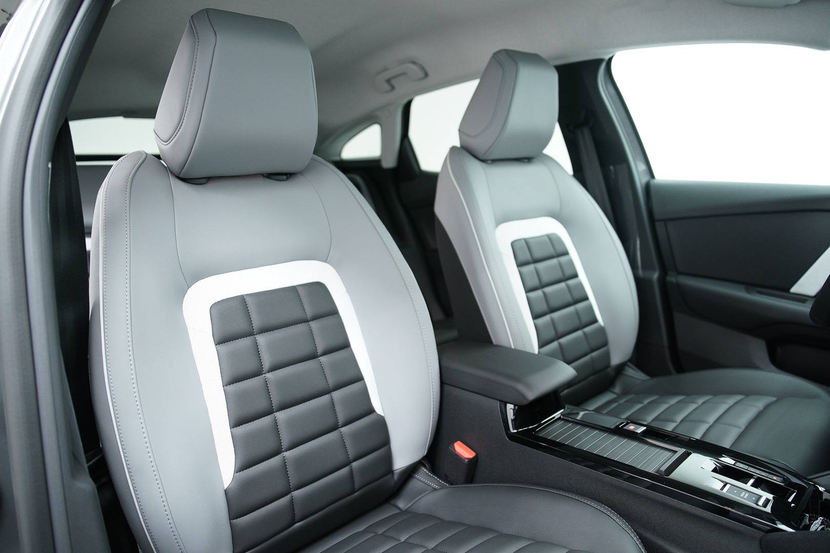 CITROEN C4 - Foto 23