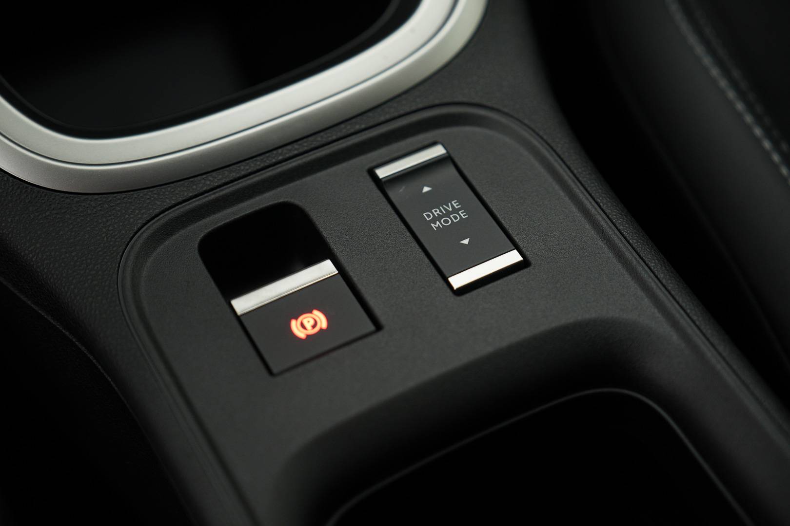 JEEP Avenger - Foto 19