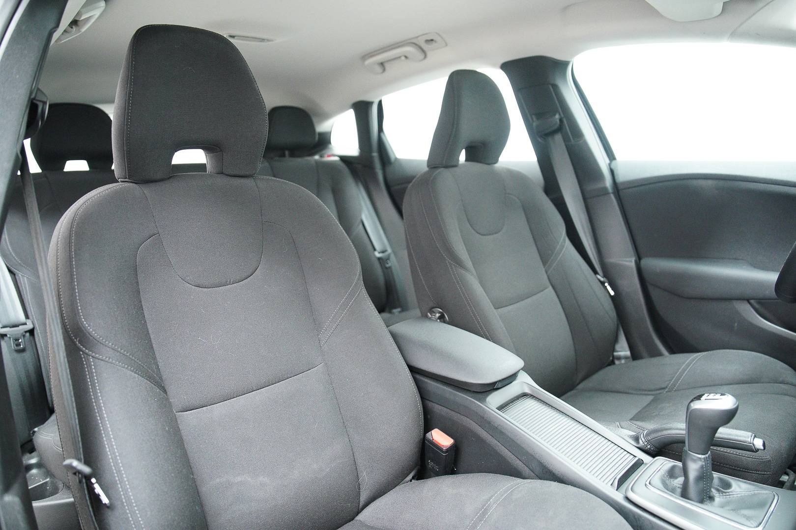 VOLVO V40 - Foto 19