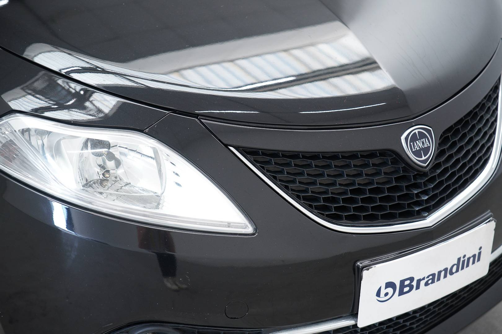 LANCIA Ypsilon - Foto 4