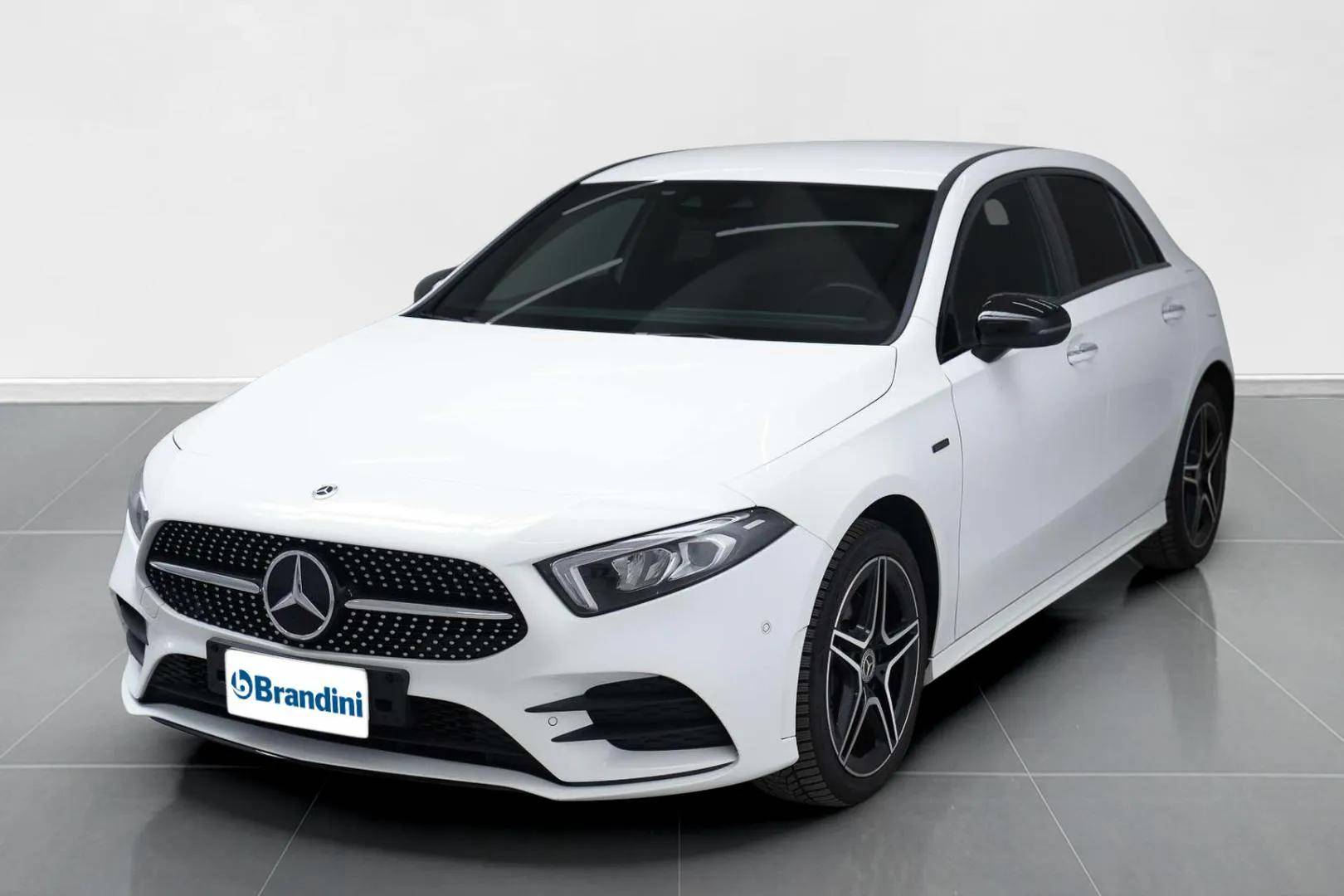 MERCEDES Classe A - Foto 1