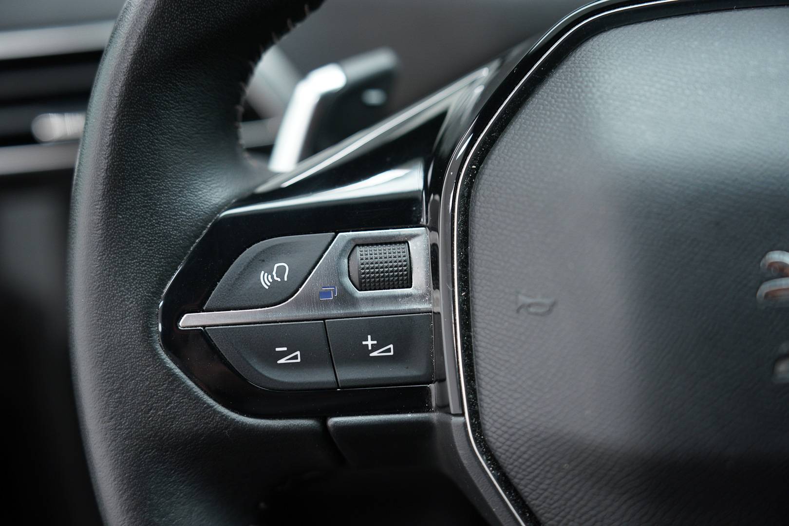 PEUGEOT 3008 - Foto 12
