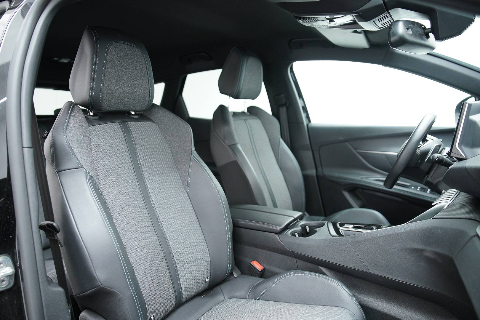 PEUGEOT 3008 - Foto 21