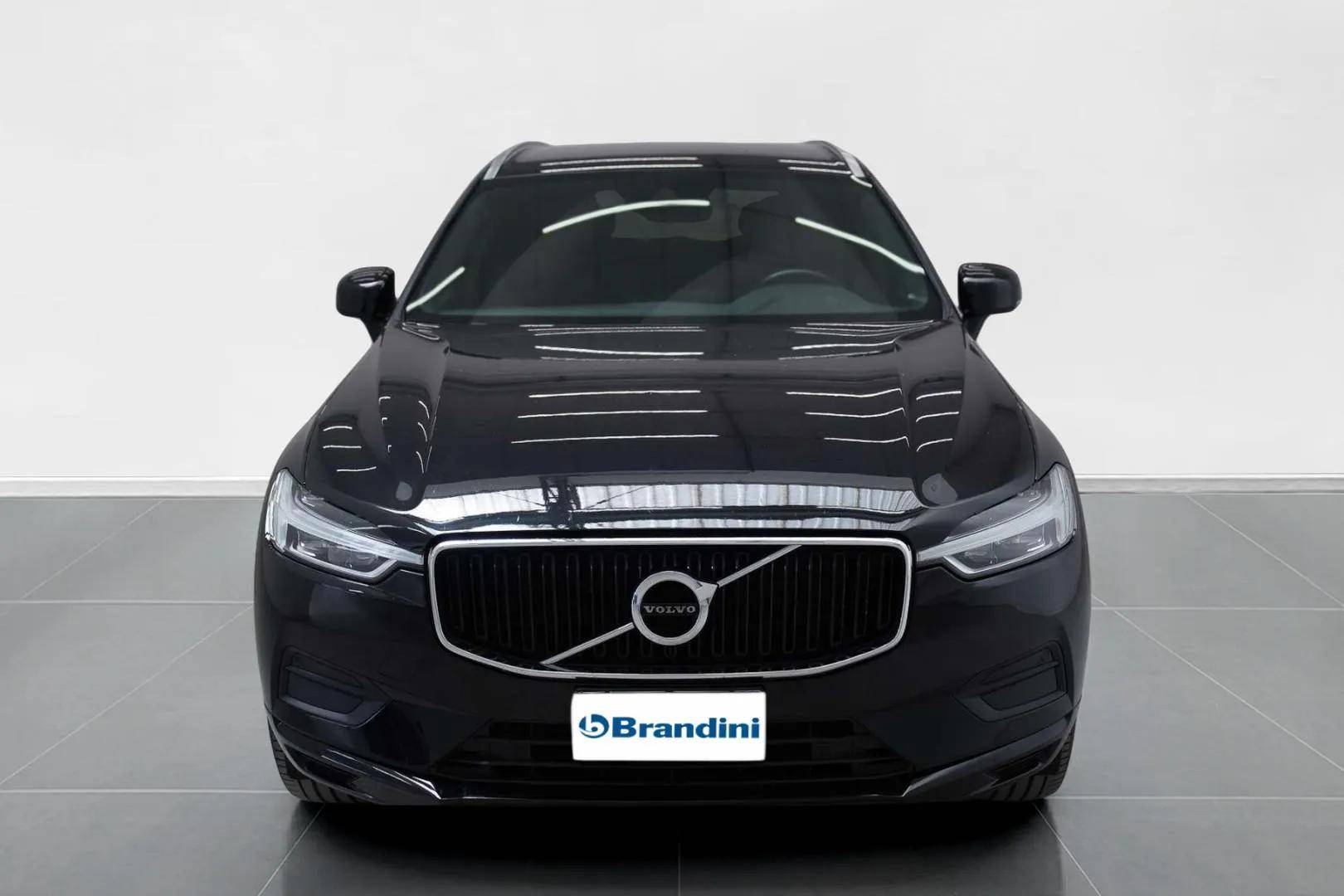 VOLVO XC60 - Foto 2