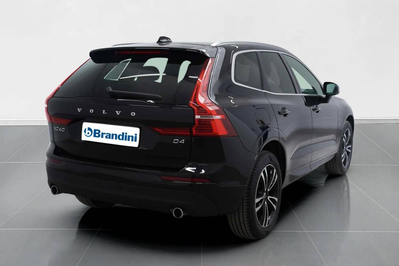 VOLVO XC60 - Foto 8