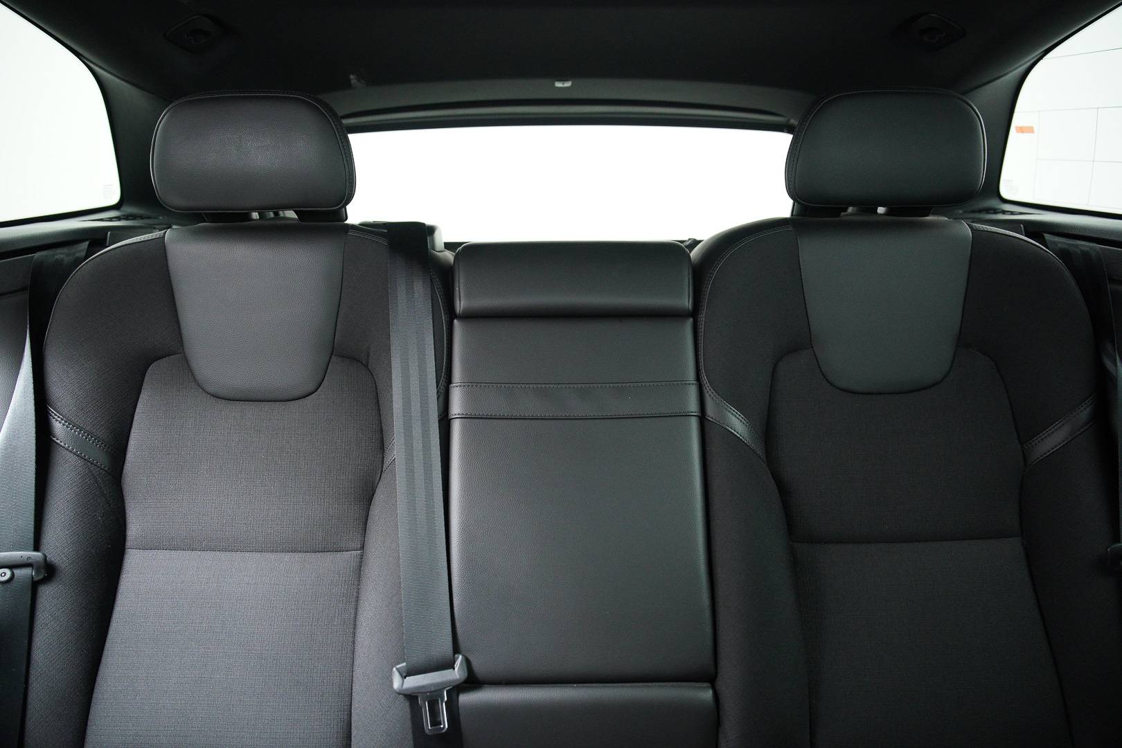 VOLVO XC60 - Foto 23