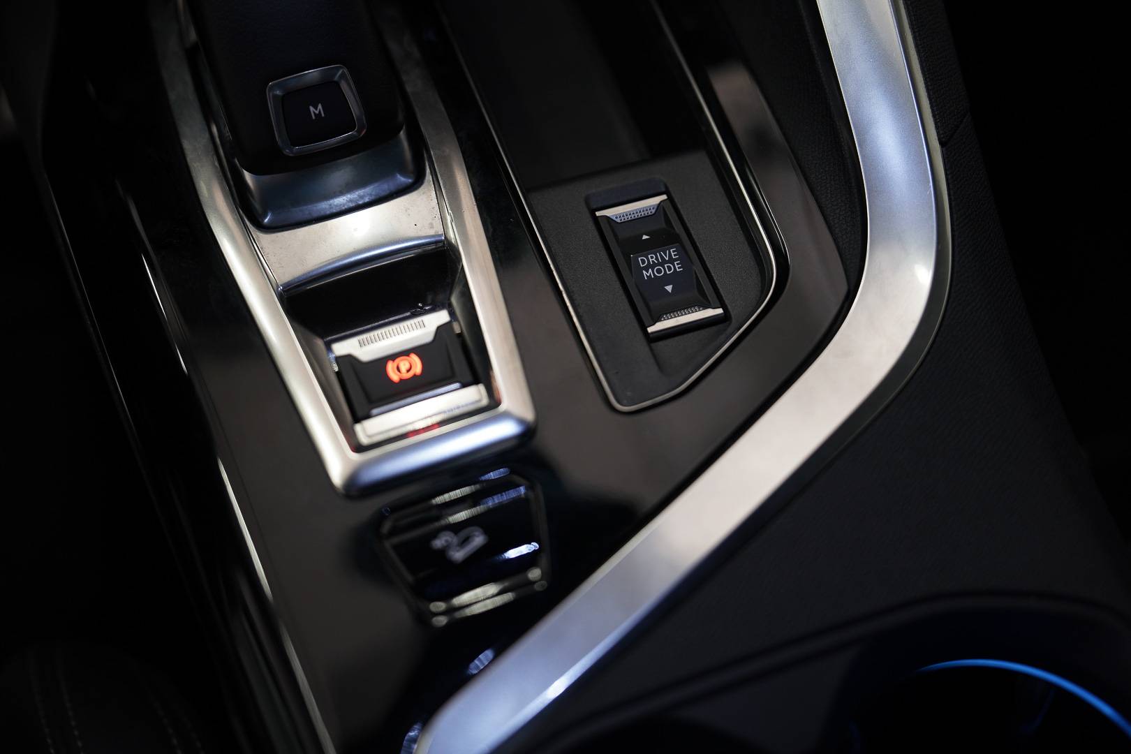 PEUGEOT 5008 - Foto 21