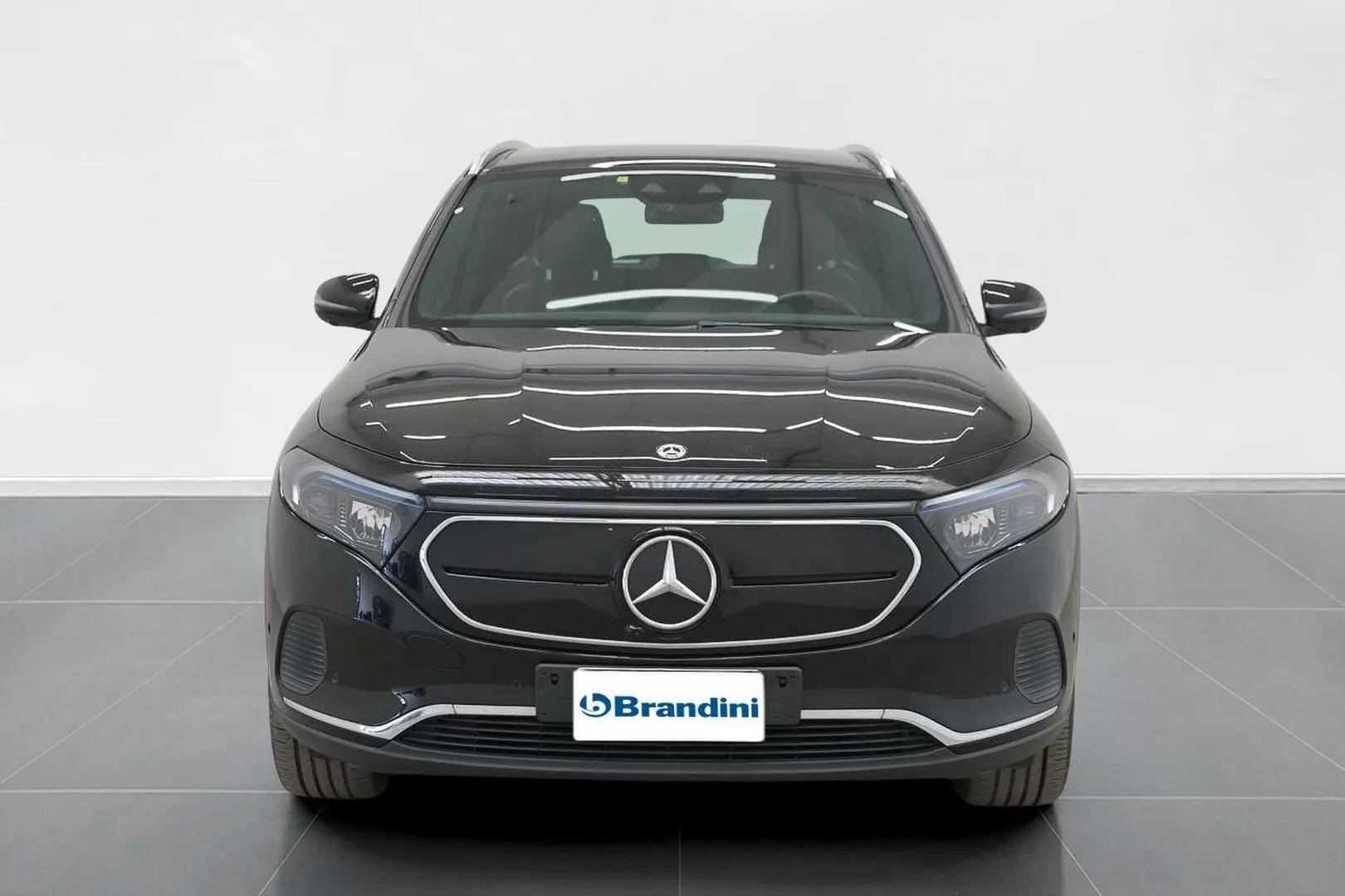 MERCEDES EQA - Foto 2