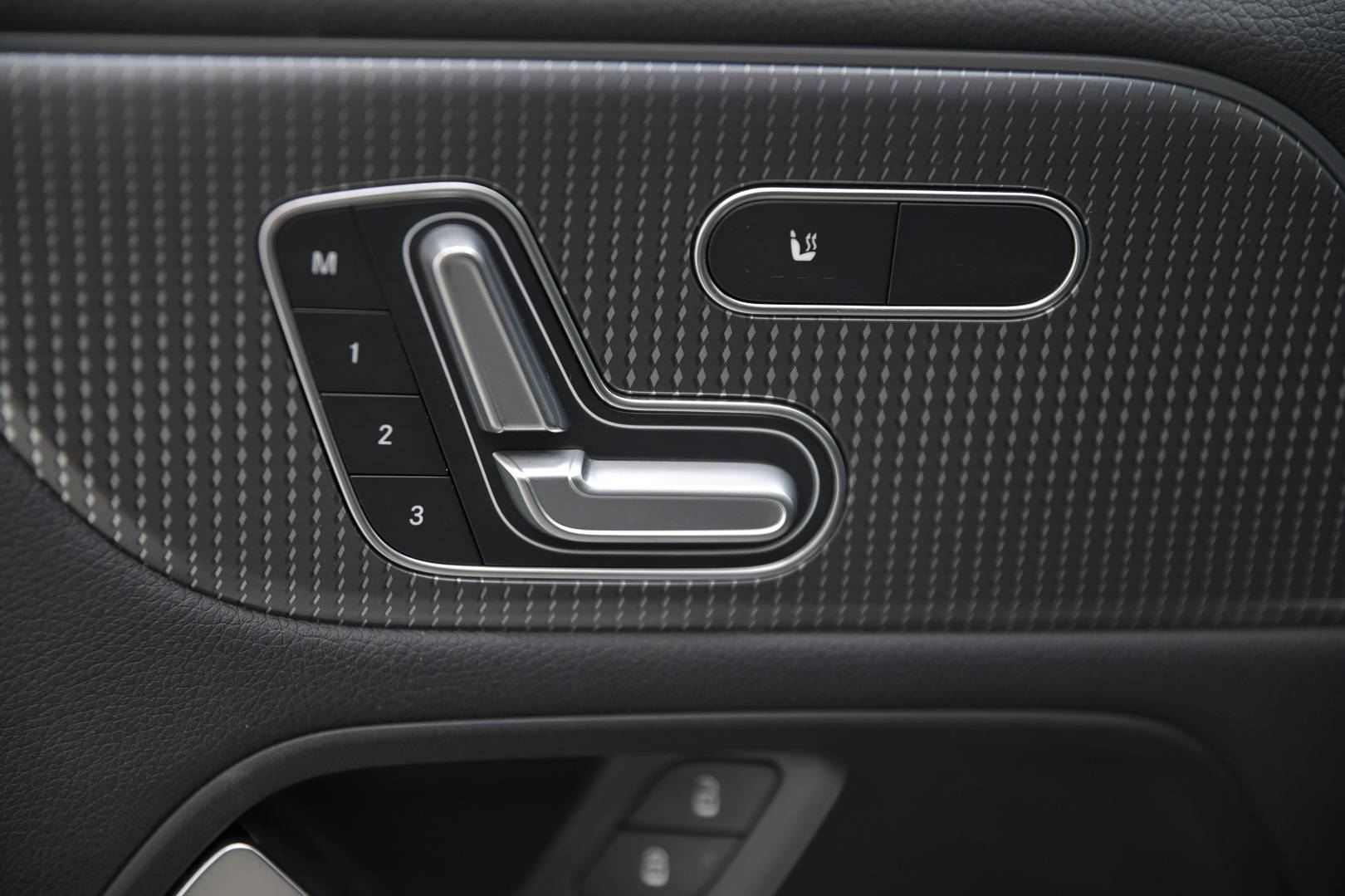 MERCEDES EQA - Foto 15