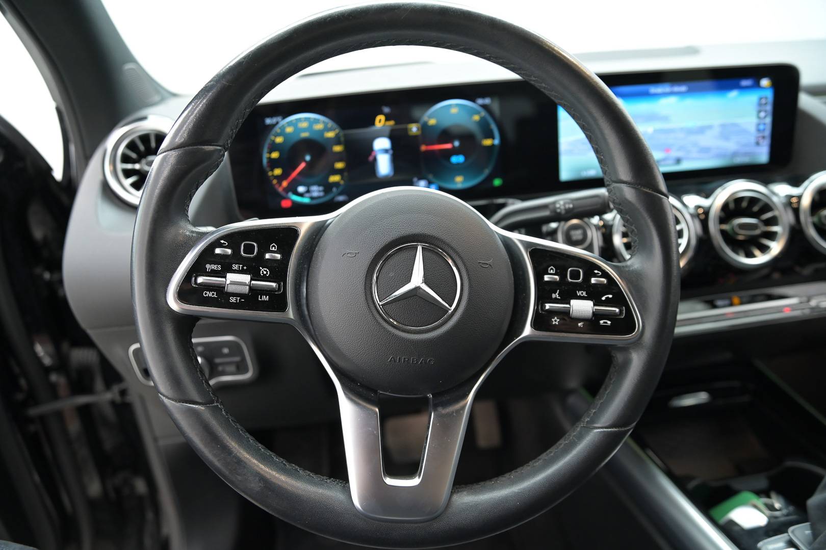 MERCEDES EQA - Foto 22