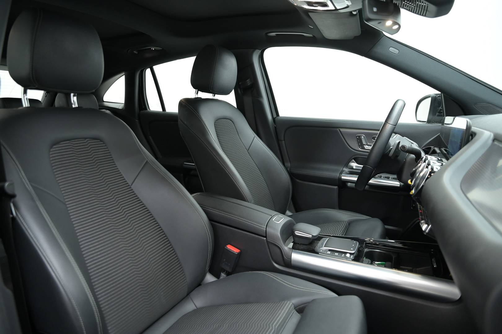 MERCEDES EQA - Foto 28