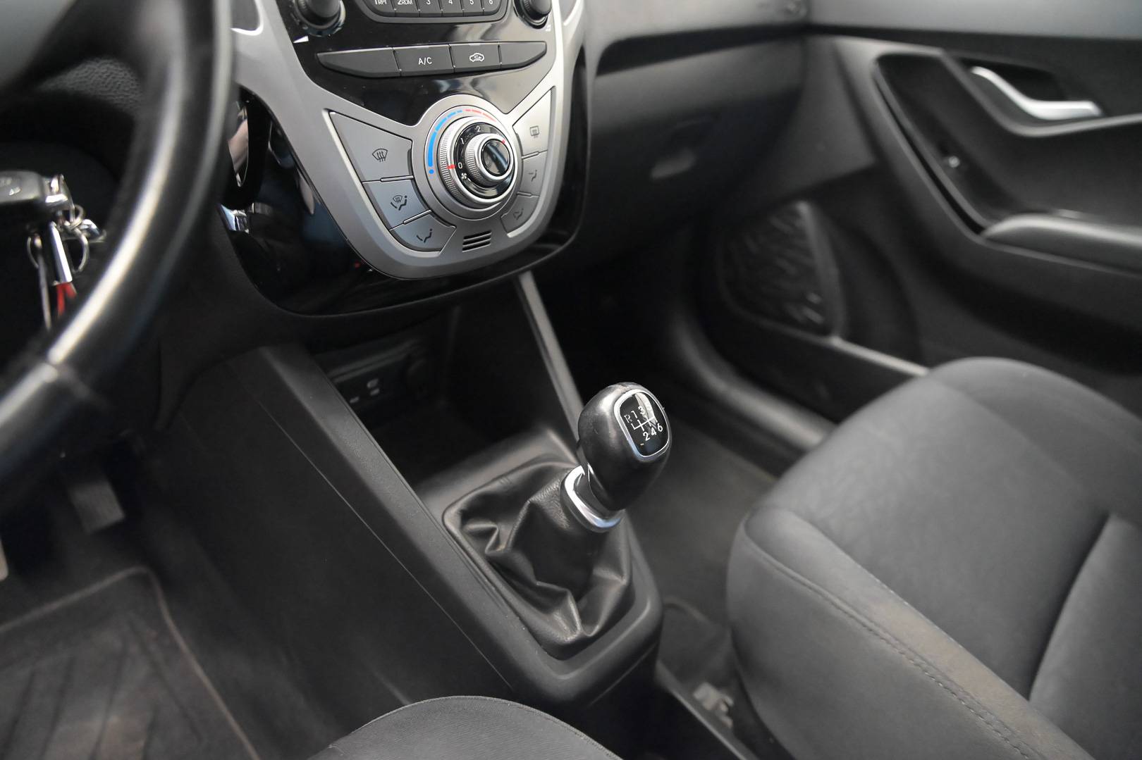HYUNDAI ix20 - Foto 13