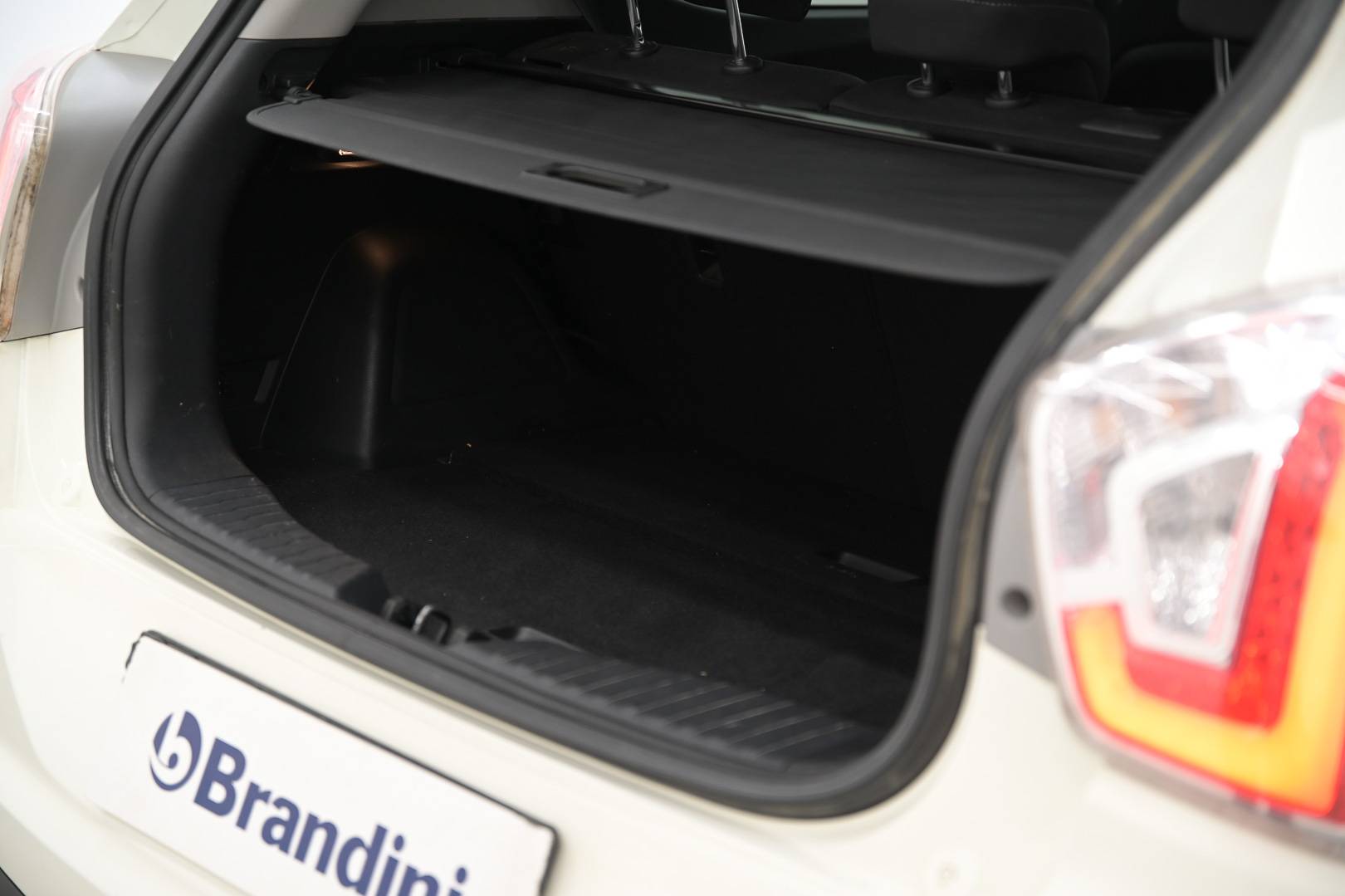 SSANGYONG Tivoli - Foto 6