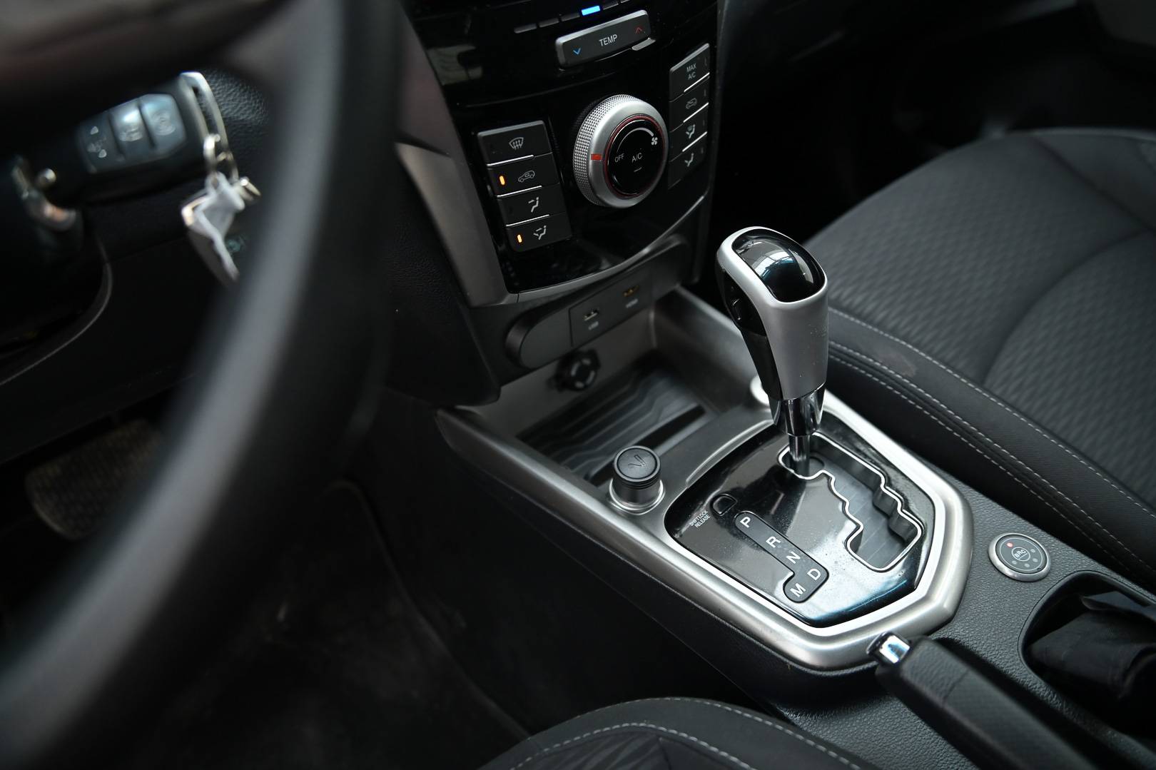 SSANGYONG Tivoli - Foto 17