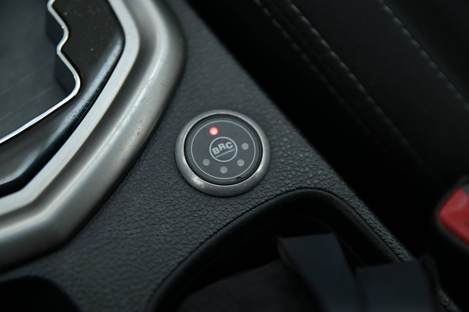 SSANGYONG Tivoli - Foto 29