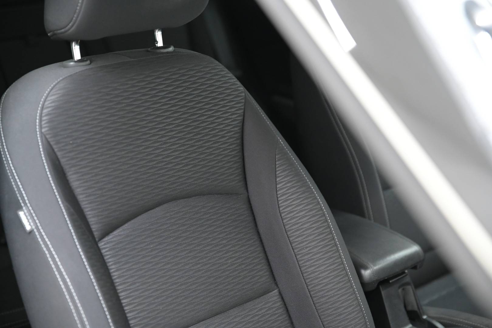 SSANGYONG Tivoli - Foto 31