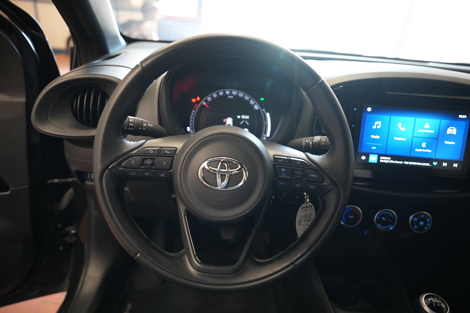 TOYOTA Aygo - Foto 10