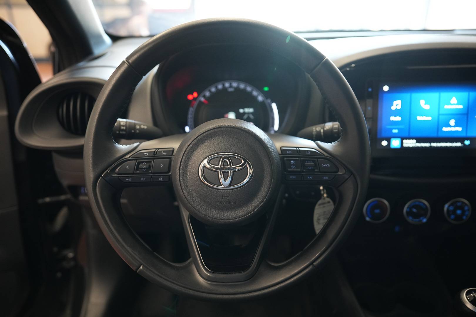 TOYOTA Aygo - Foto 11