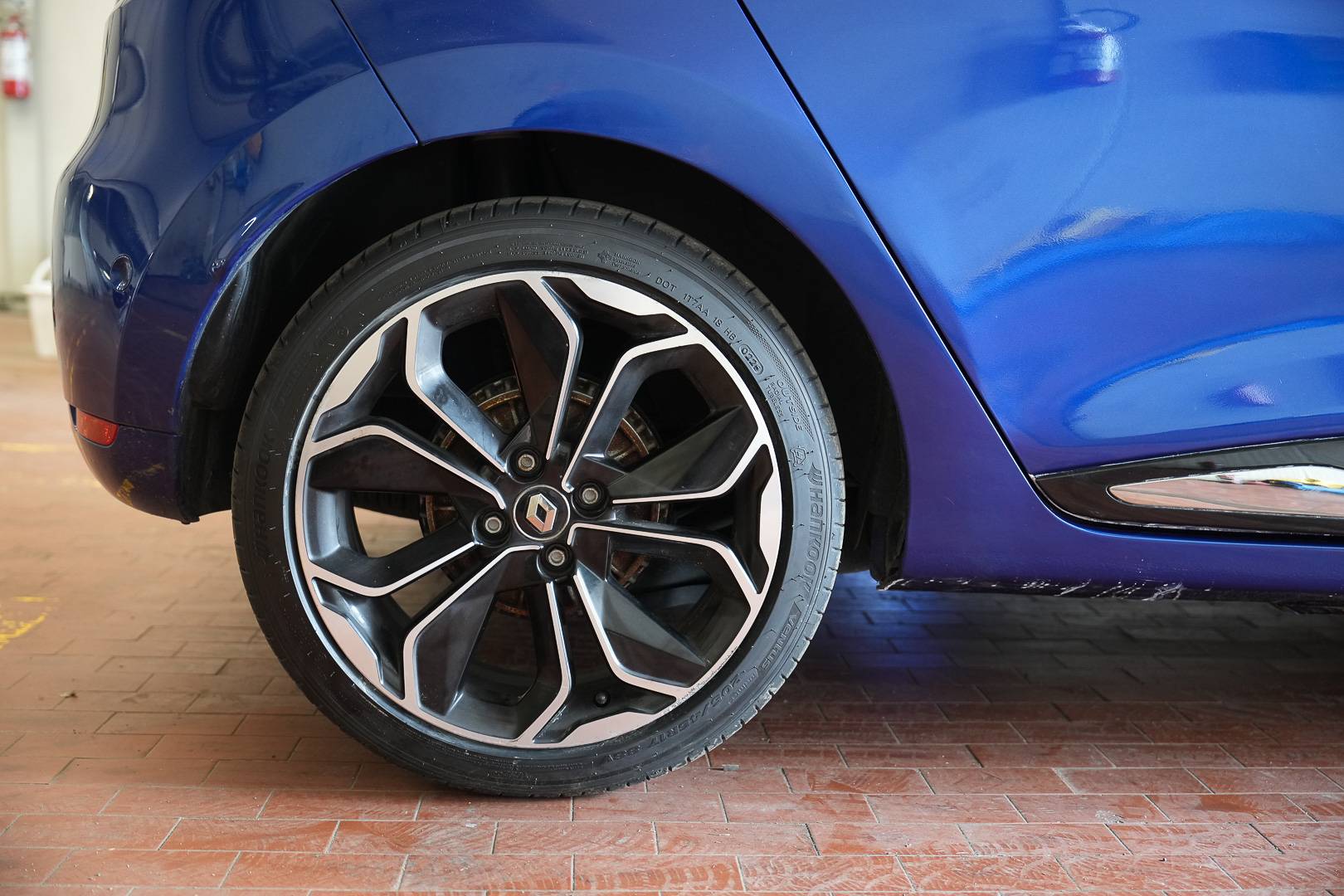 Auto Venduta - RENAULT Clio Clio 1.5 dci Moschino Intens 90cv edc usata in pronta consegna - Brandini