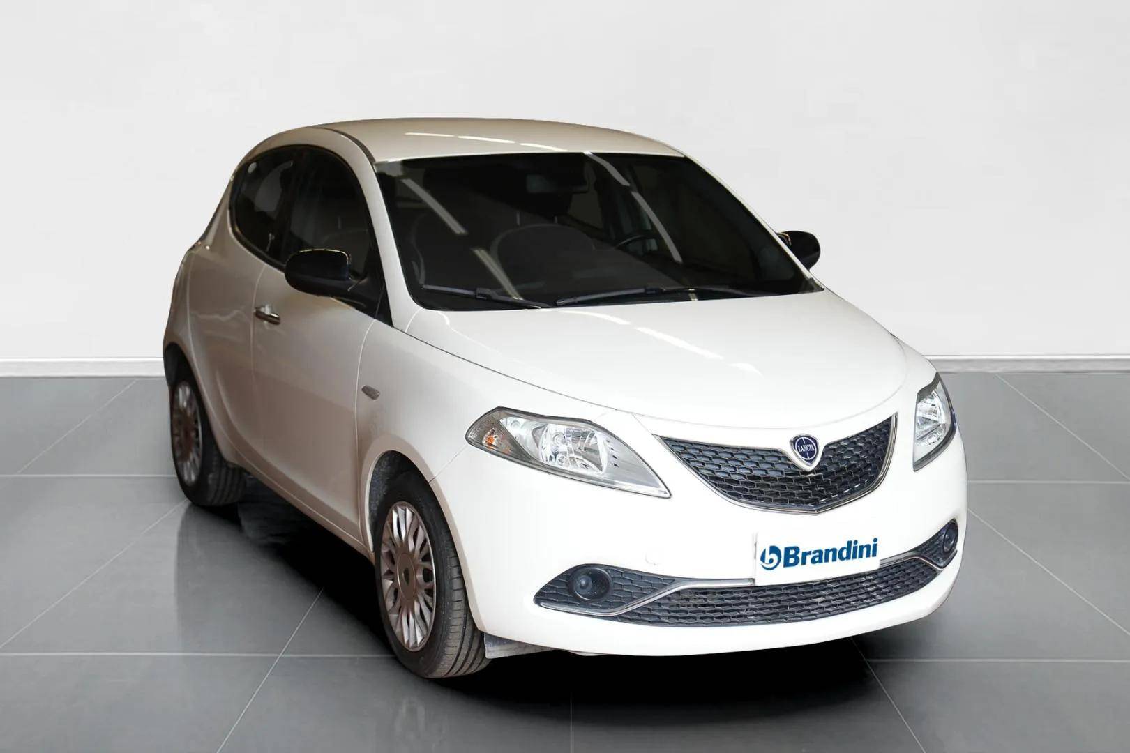 LANCIA Ypsilon - Foto 3