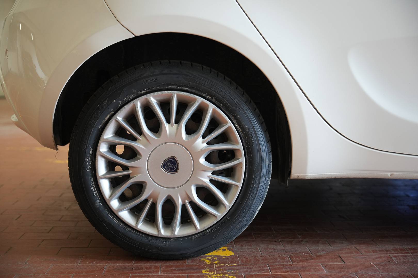 LANCIA Ypsilon - Foto 6