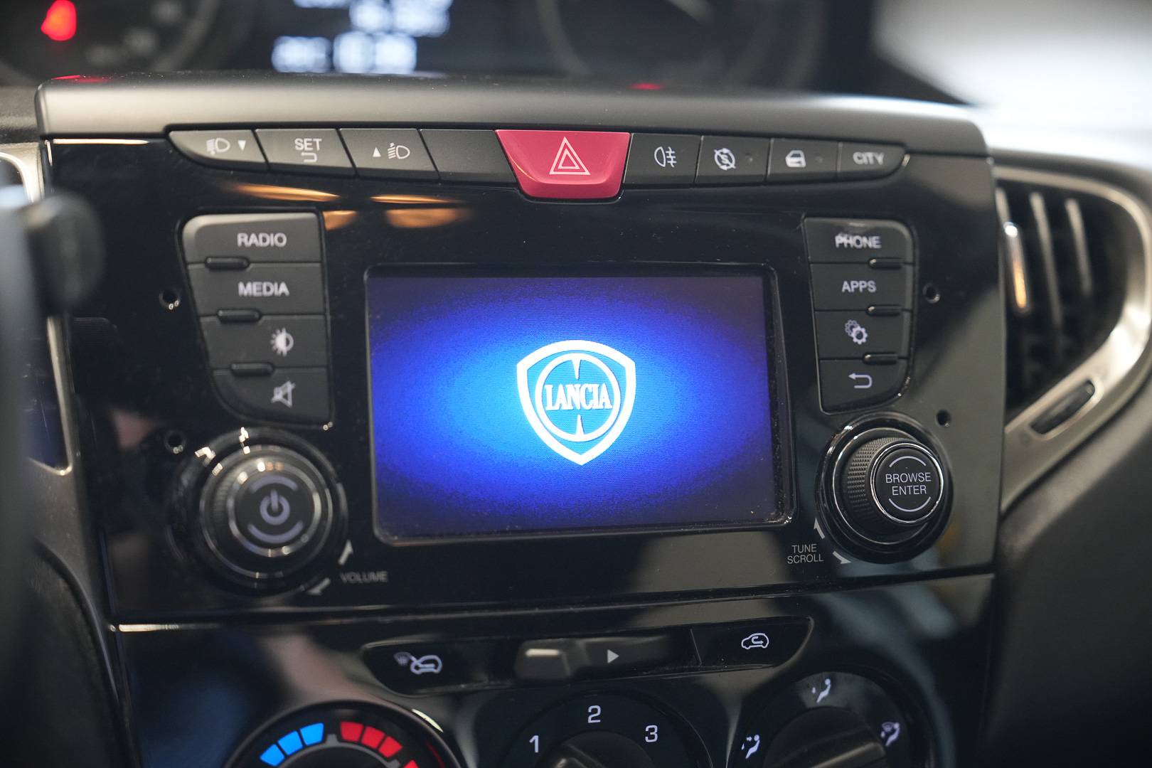 LANCIA Ypsilon - Foto 15