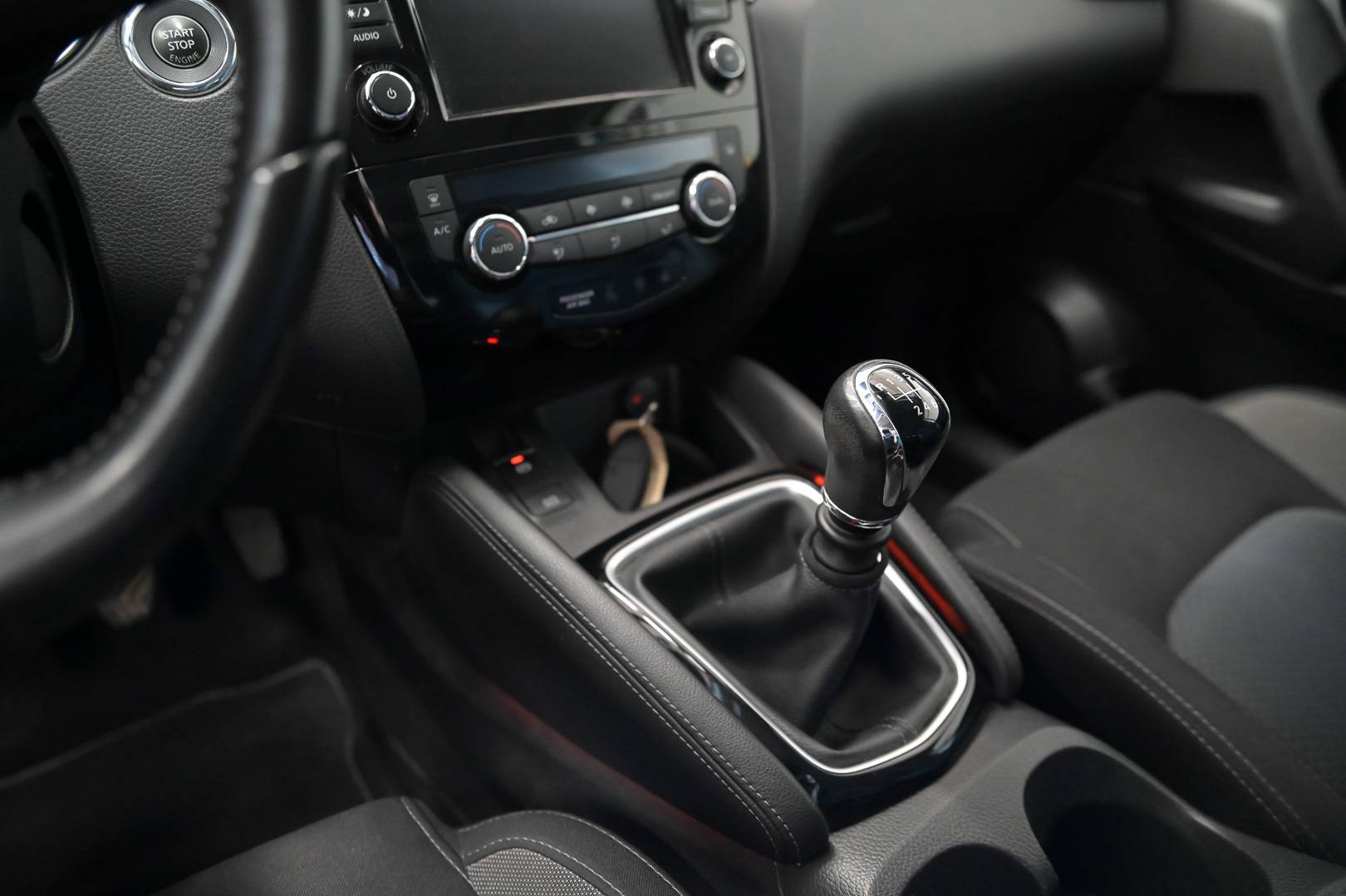 NISSAN Qashqai - Foto 13