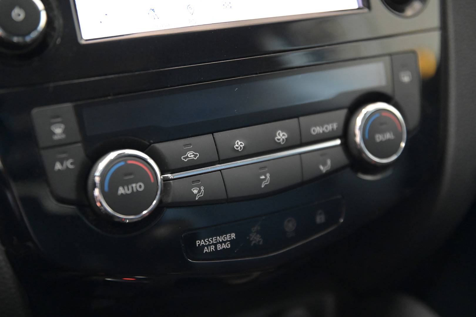NISSAN Qashqai - Foto 19