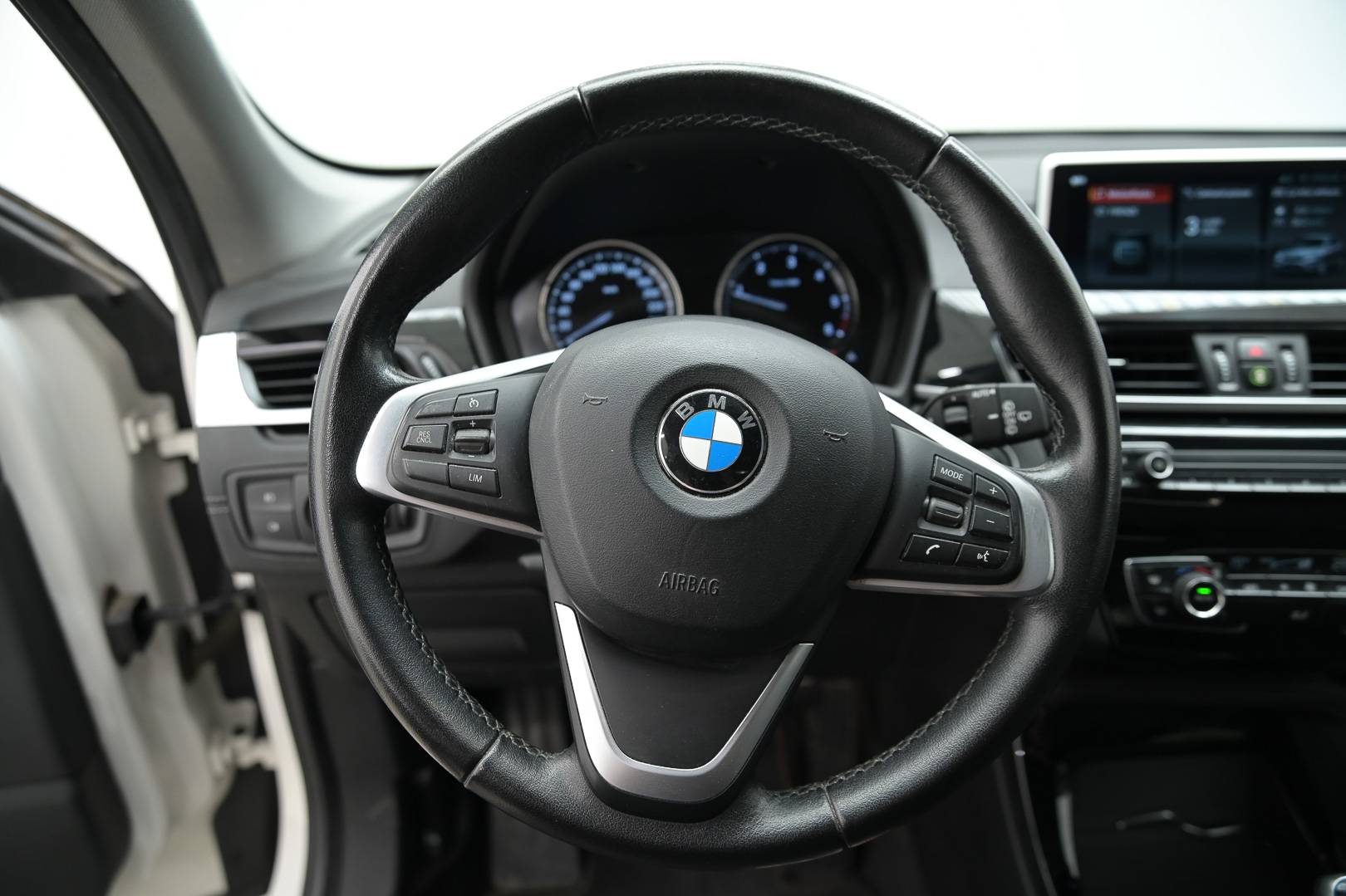 BMW X1 - Foto 18