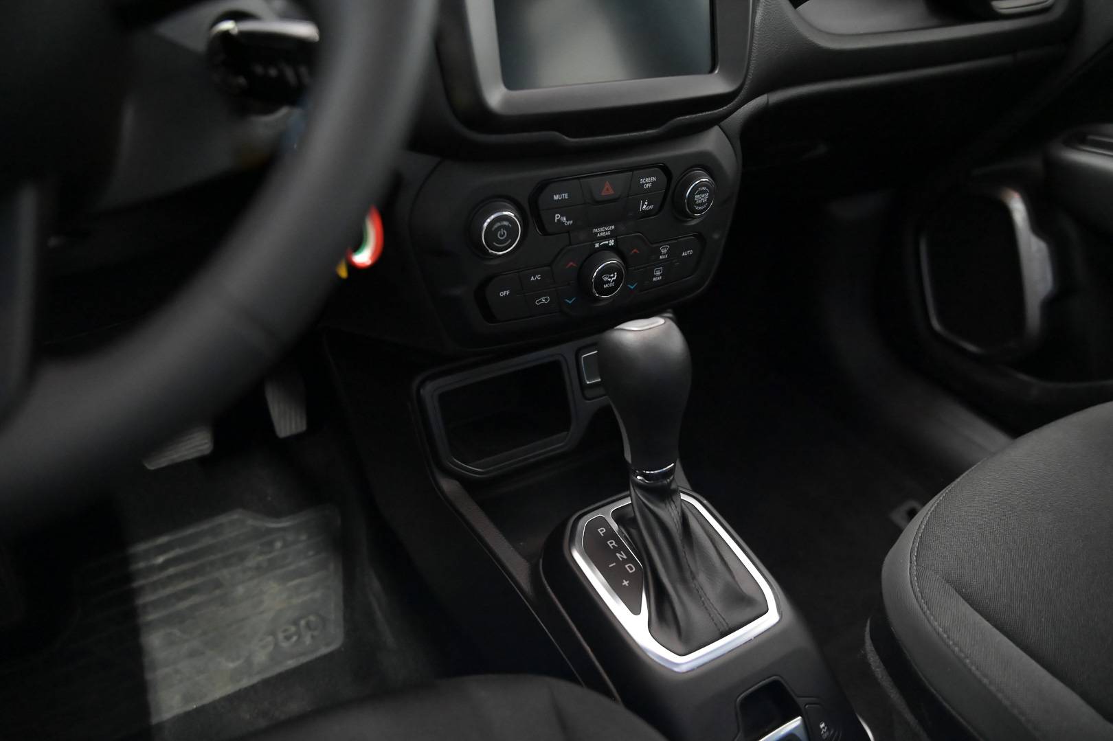 JEEP Renegade - Foto 14