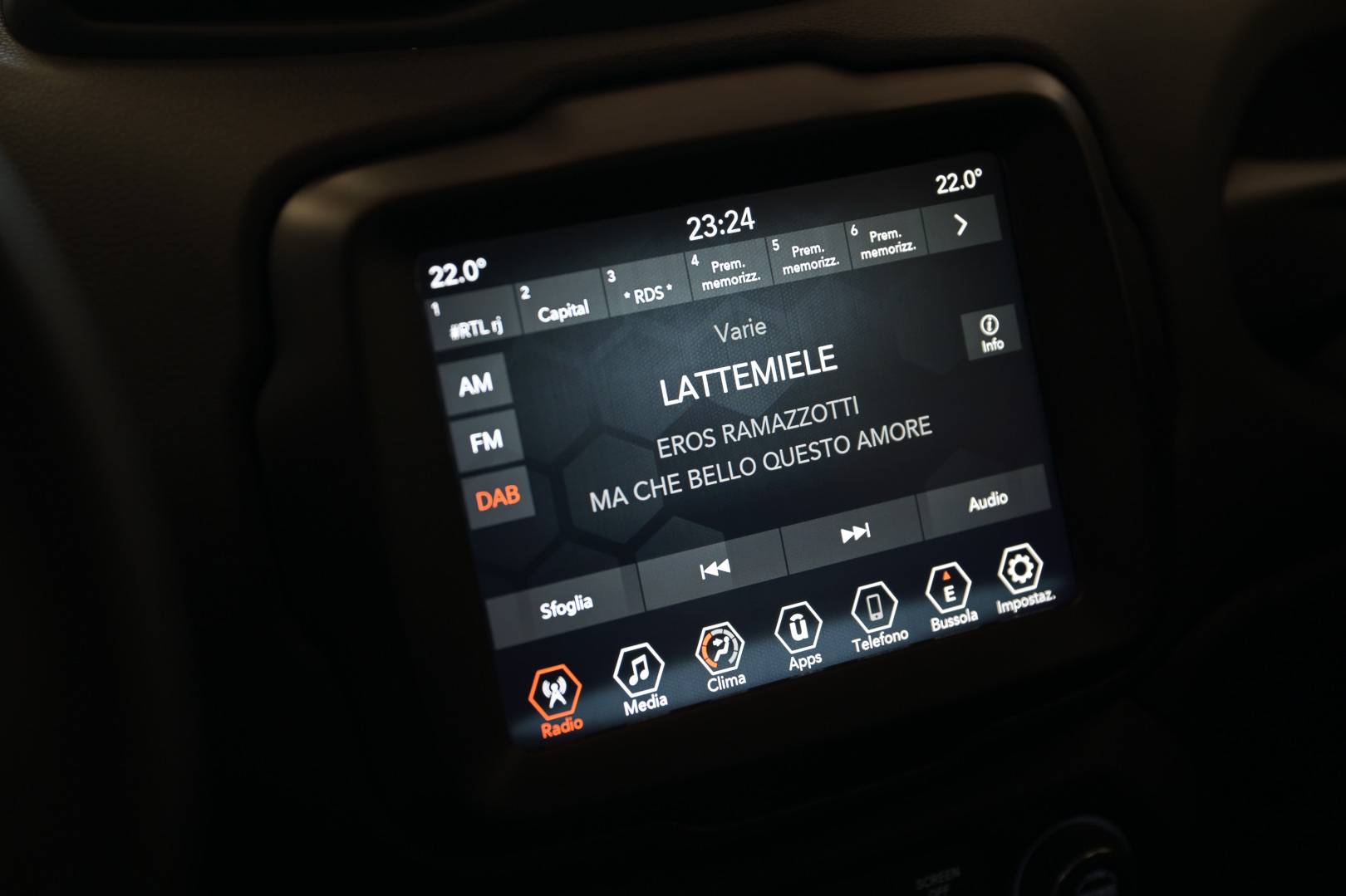 JEEP Renegade - Foto 23