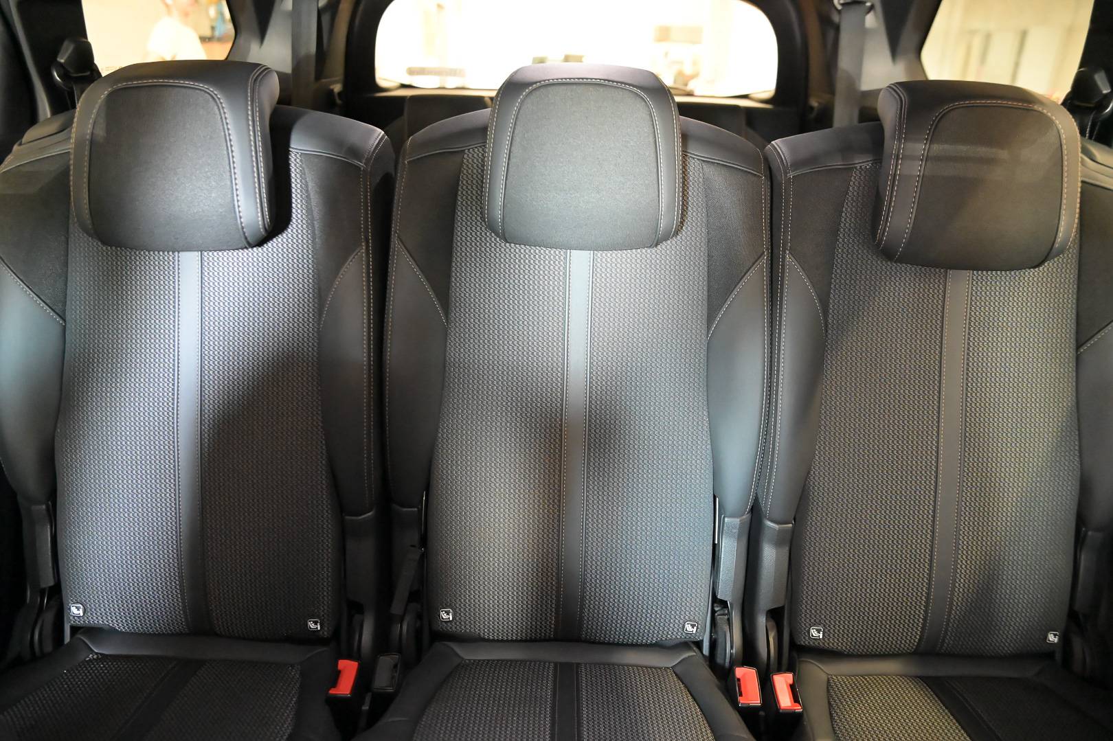 PEUGEOT 5008 - Foto 5