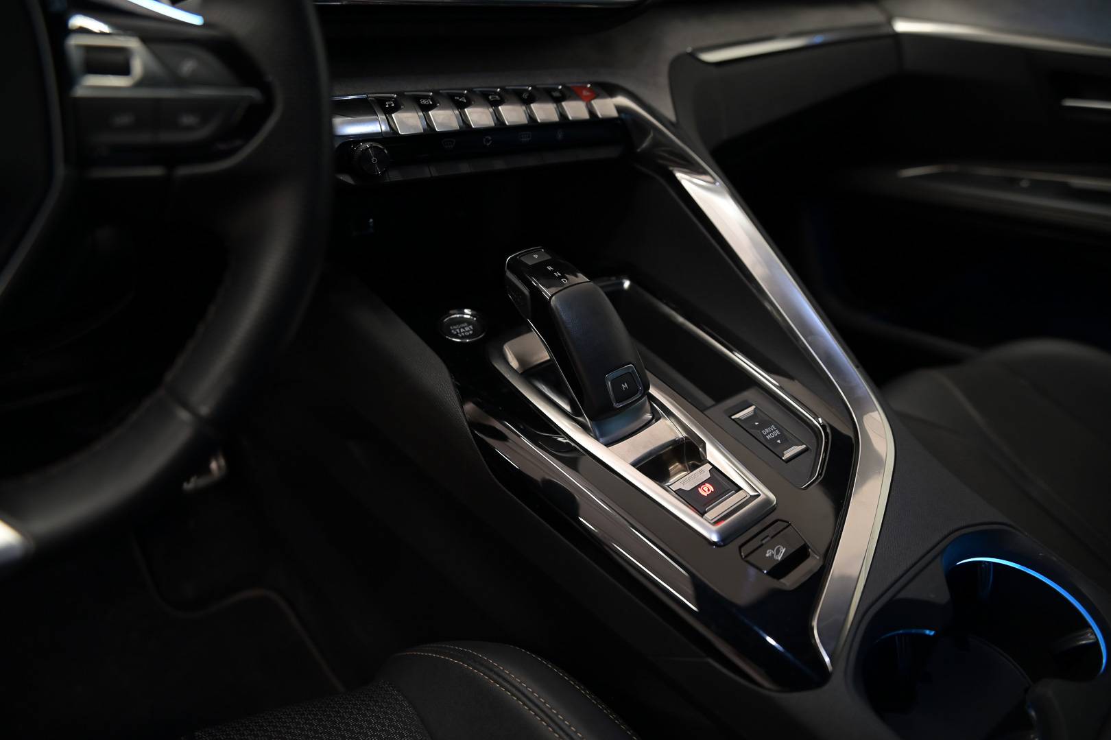 PEUGEOT 5008 - Foto 17