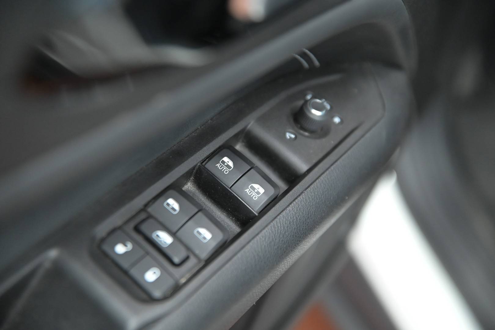 JEEP Compass - Foto 9