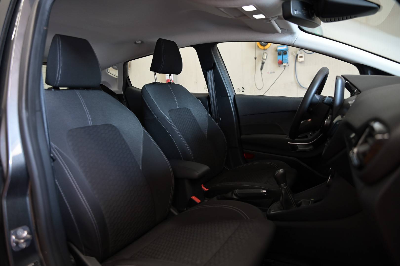 FORD Fiesta - Foto 24