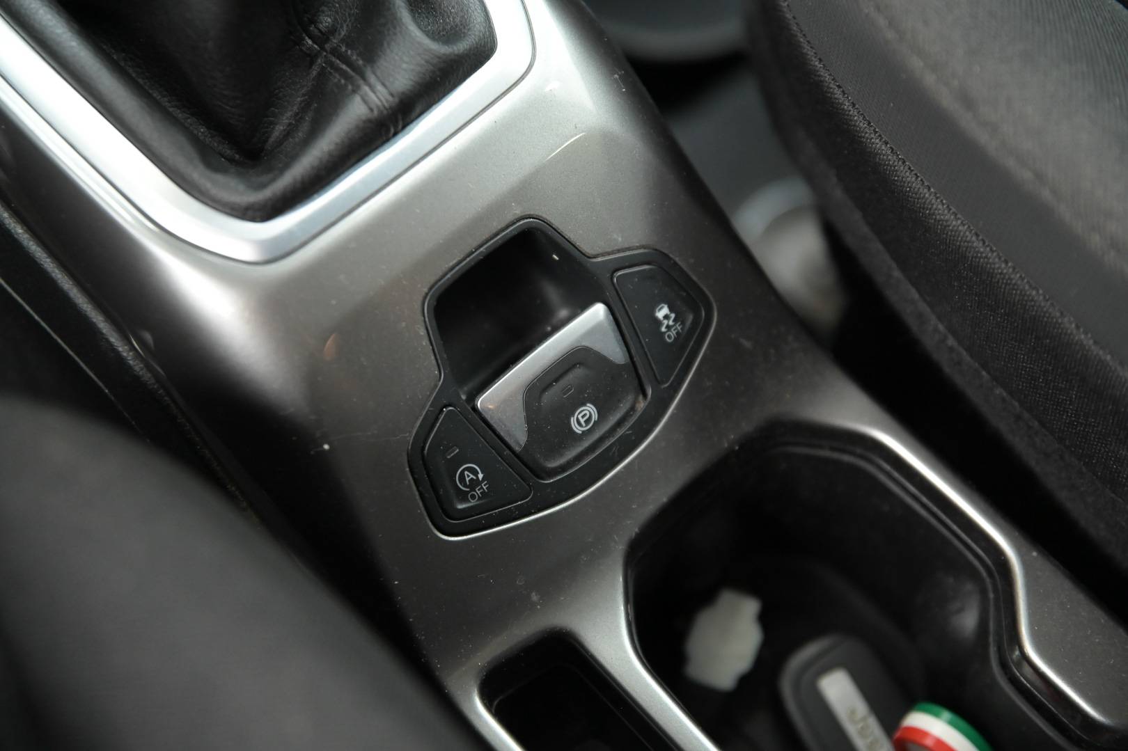 JEEP Renegade - Foto 22