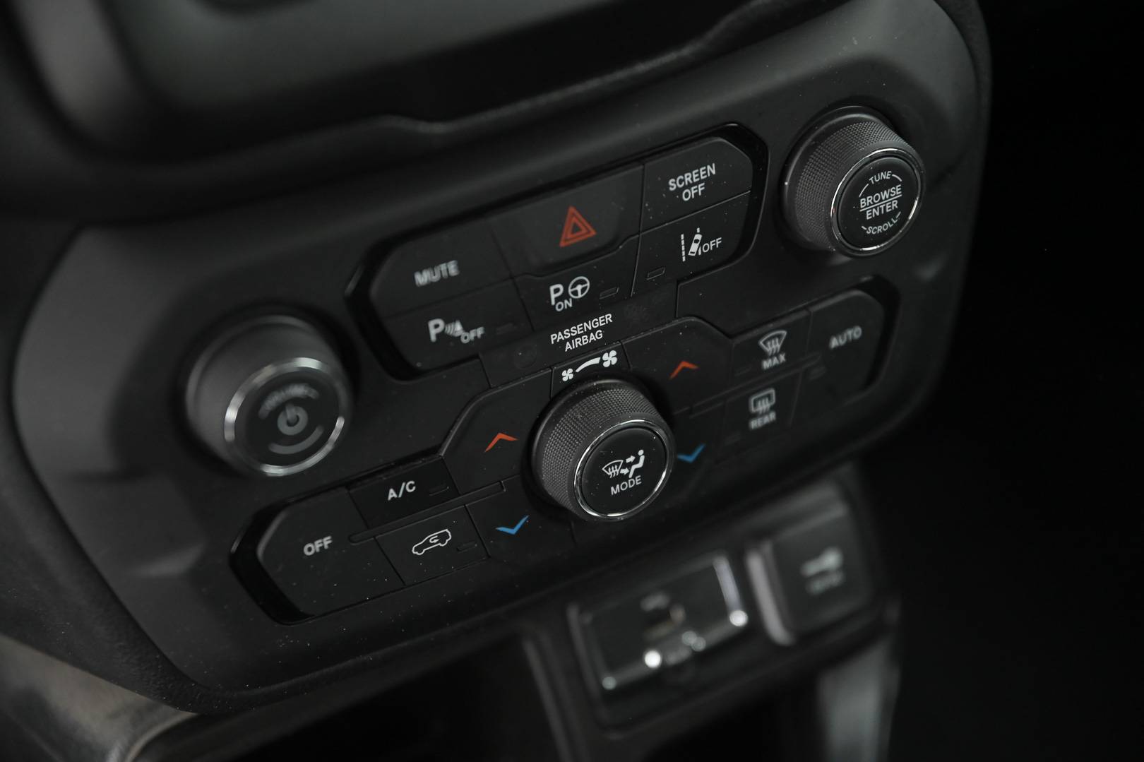 JEEP Renegade - Foto 24