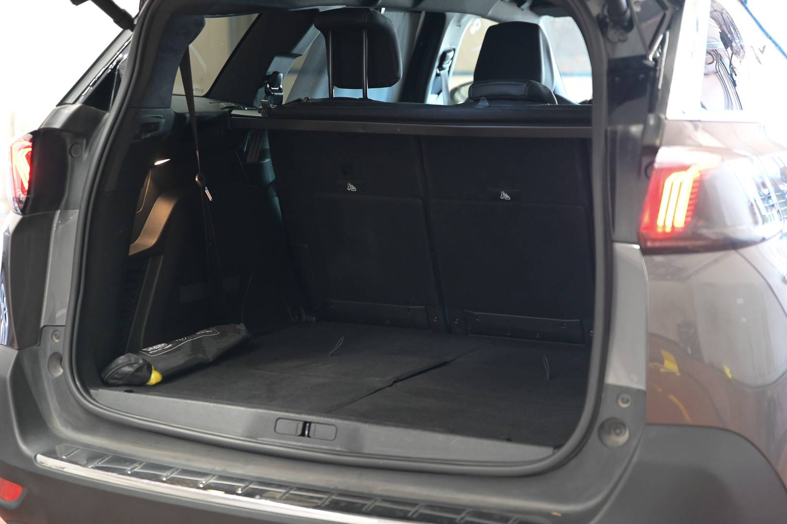 PEUGEOT 5008 - Foto 5