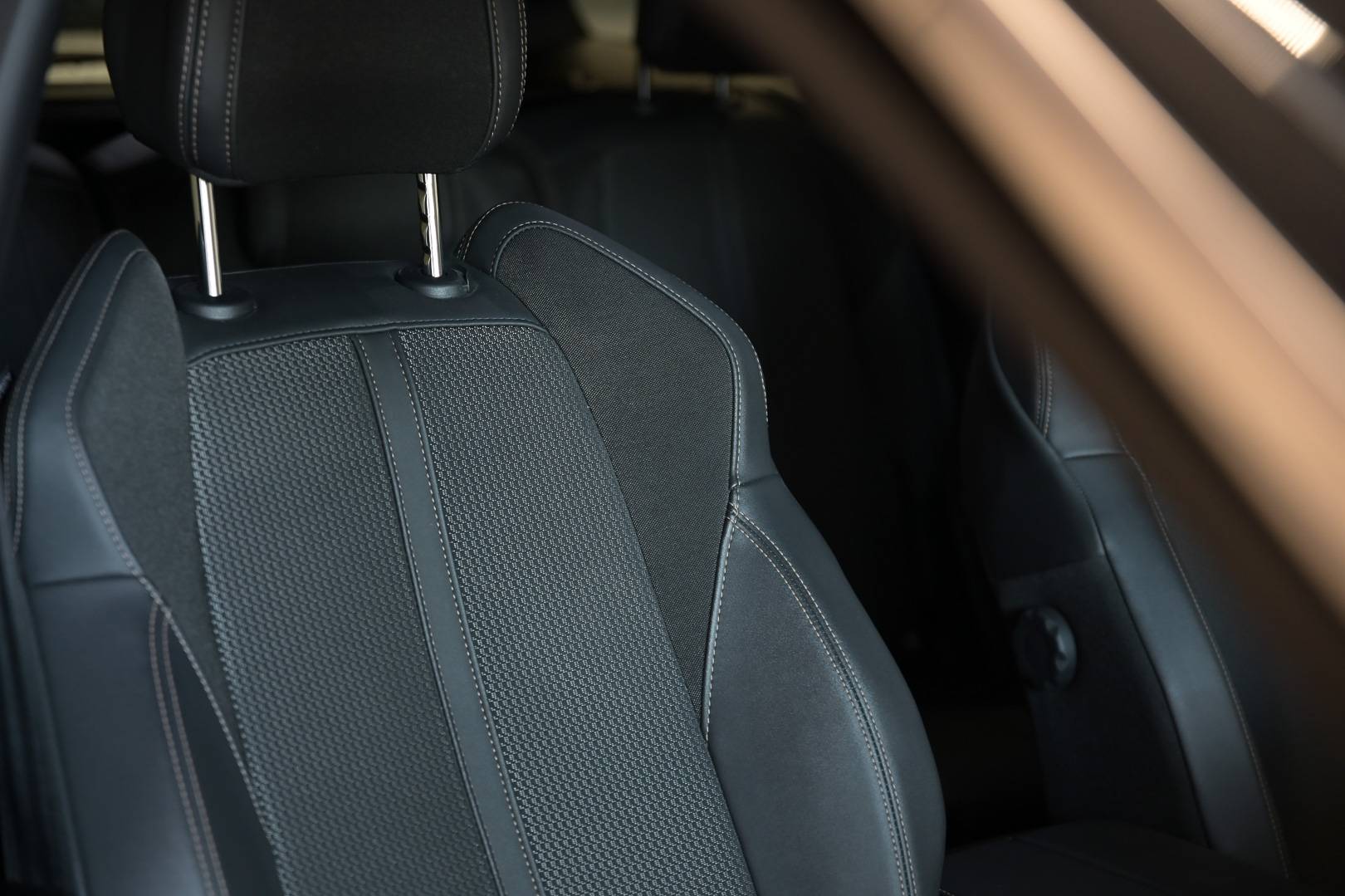 PEUGEOT 5008 - Foto 27