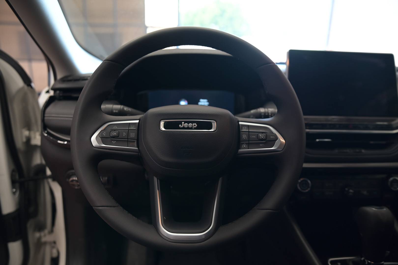 JEEP Compass - Foto 15
